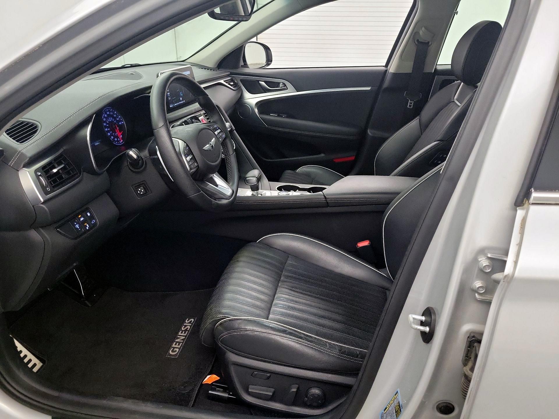 Thumbnail: 2019 Genesis G70 - 11