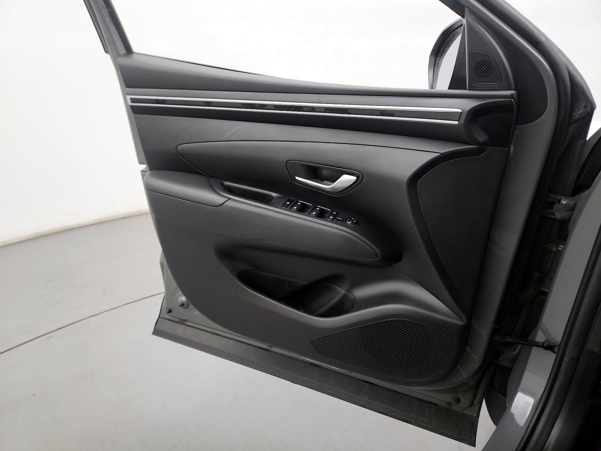 Thumbnail: 2023 Hyundai Santa Cruz - 12