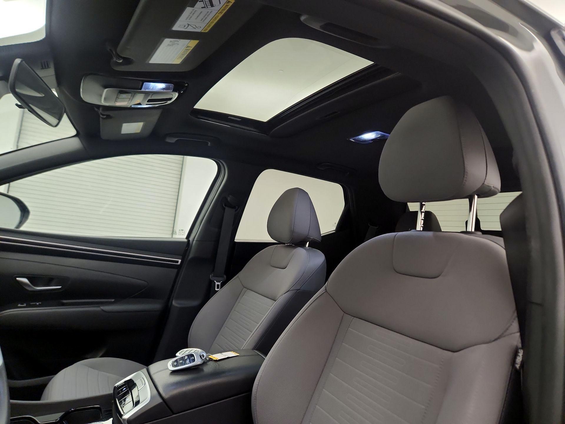 Thumbnail: 2023 Hyundai Santa Cruz - 19