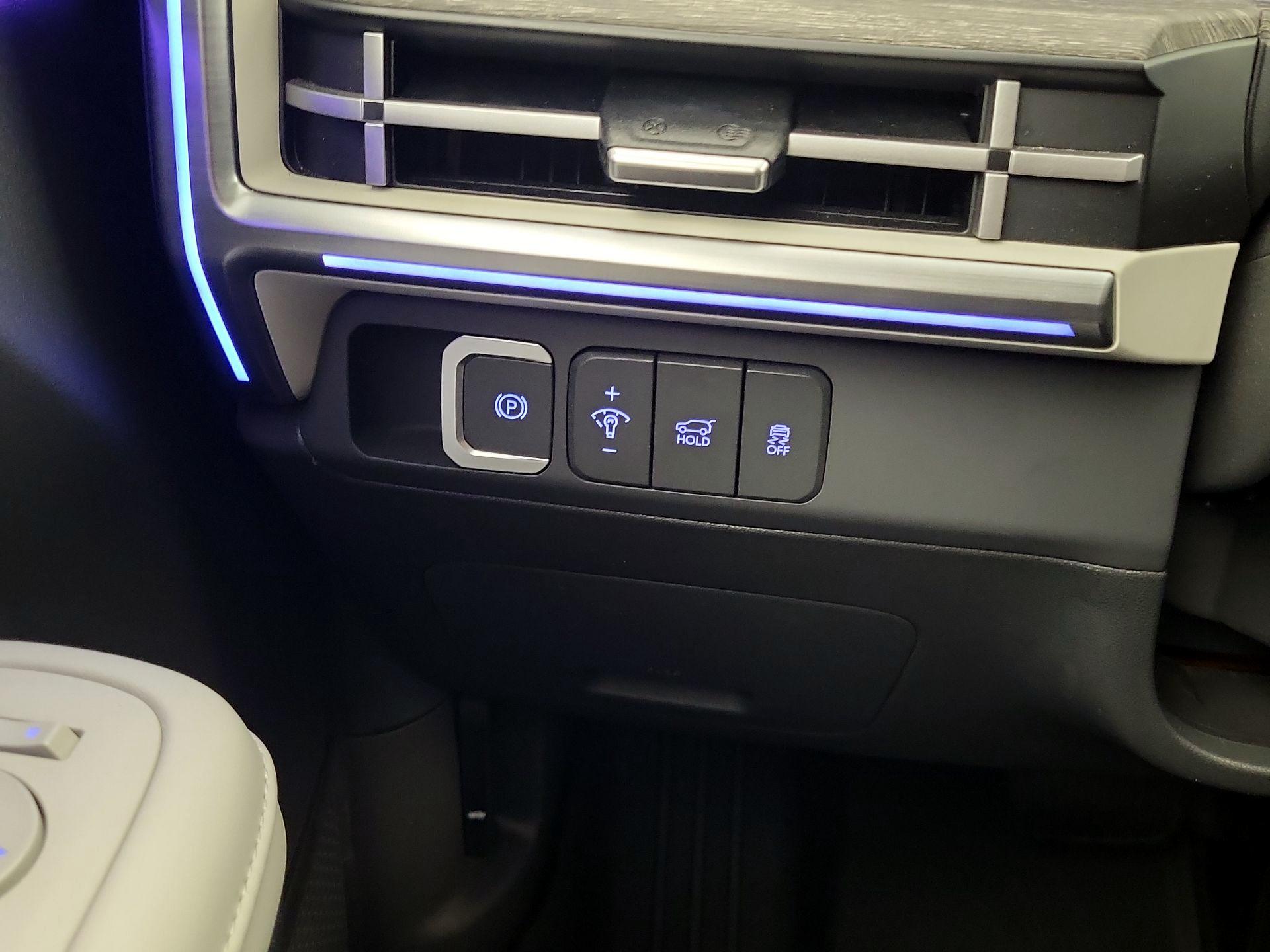 Thumbnail: 2025 Hyundai Santa Fe - 13