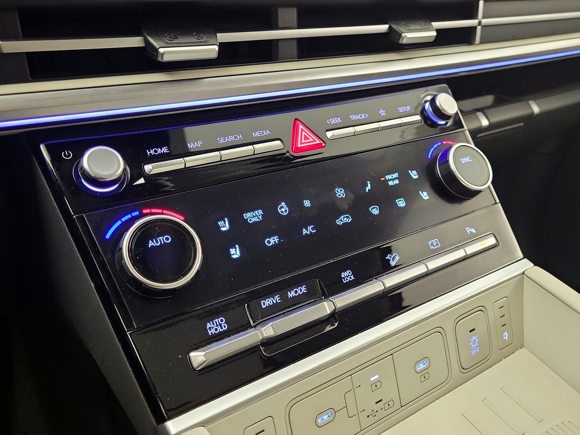 Thumbnail: 2025 Hyundai Santa Fe - 17