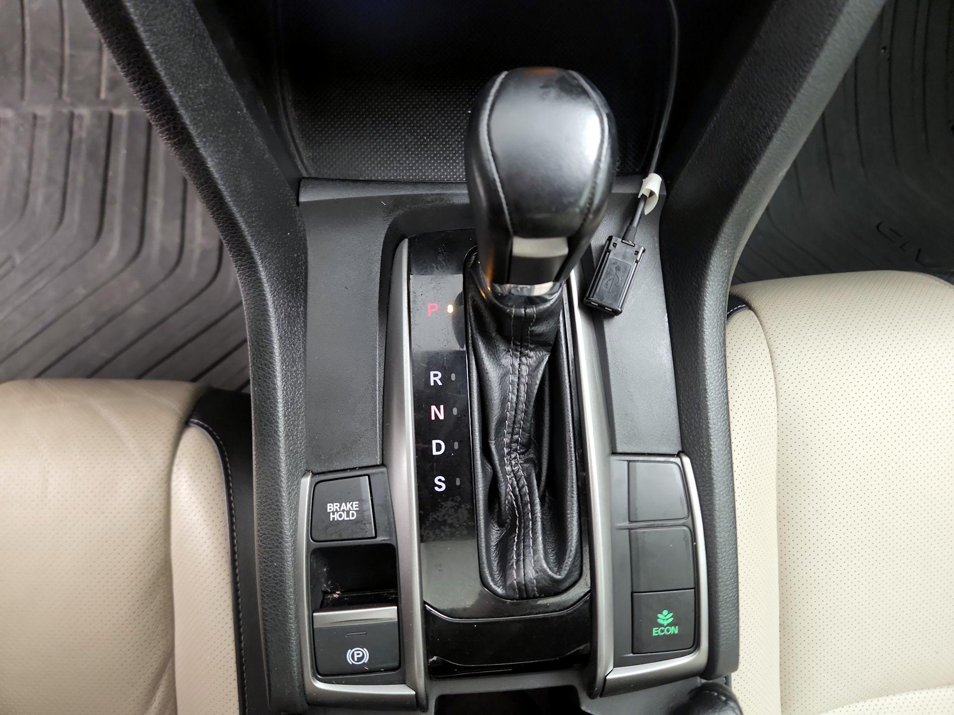 Thumbnail: 2019 Honda Civic - 18