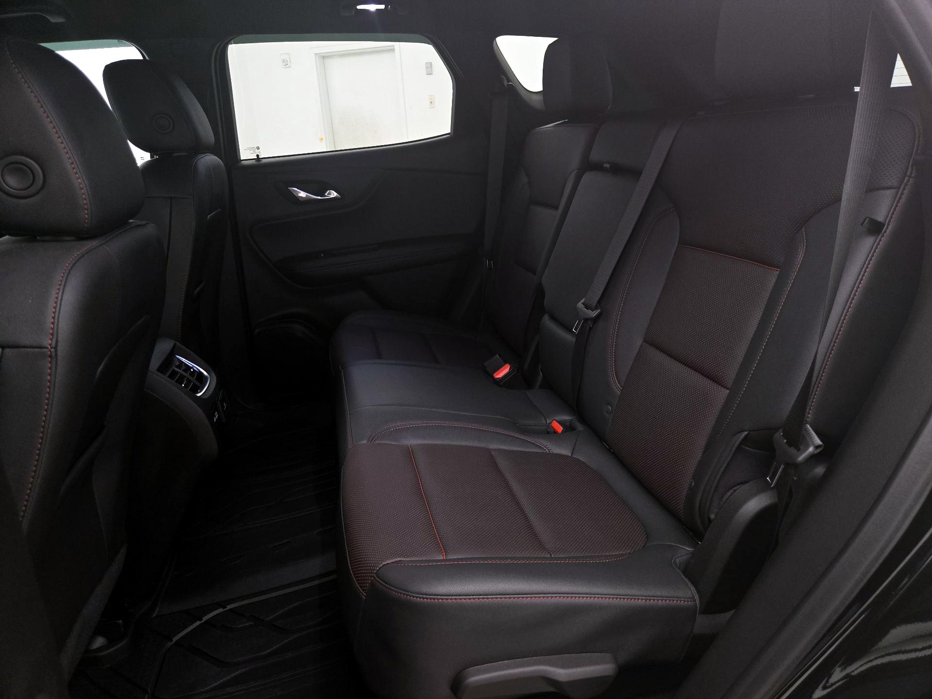 Thumbnail: 2024 Chevrolet Blazer - 20