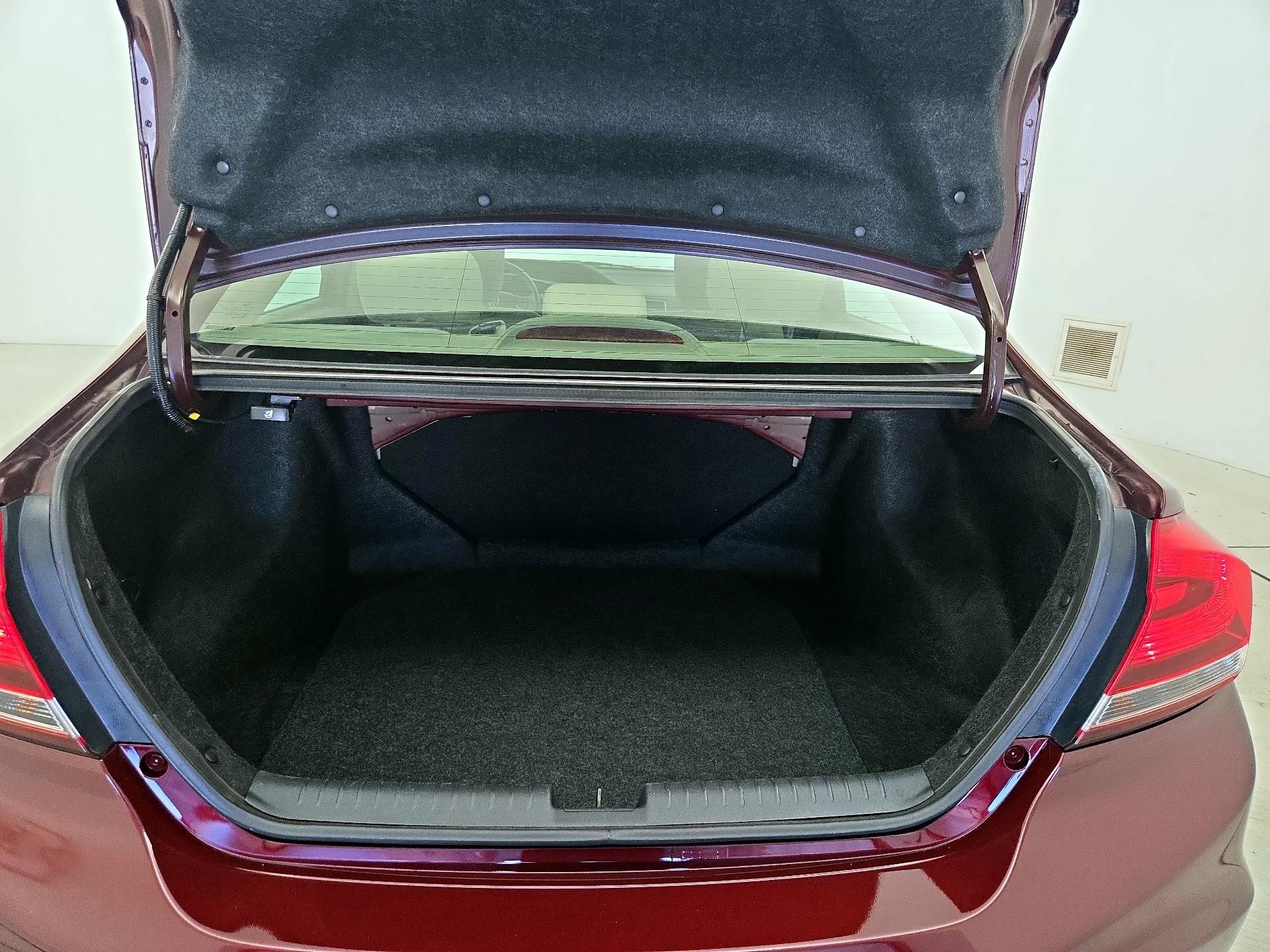 Thumbnail: 2013 Honda Civic - 20