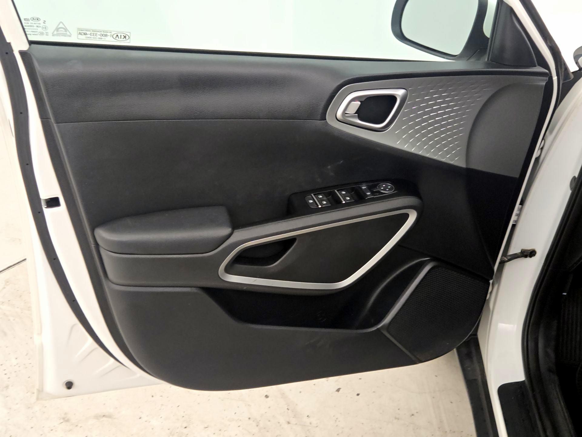 Thumbnail: 2020 Kia Soul - 12