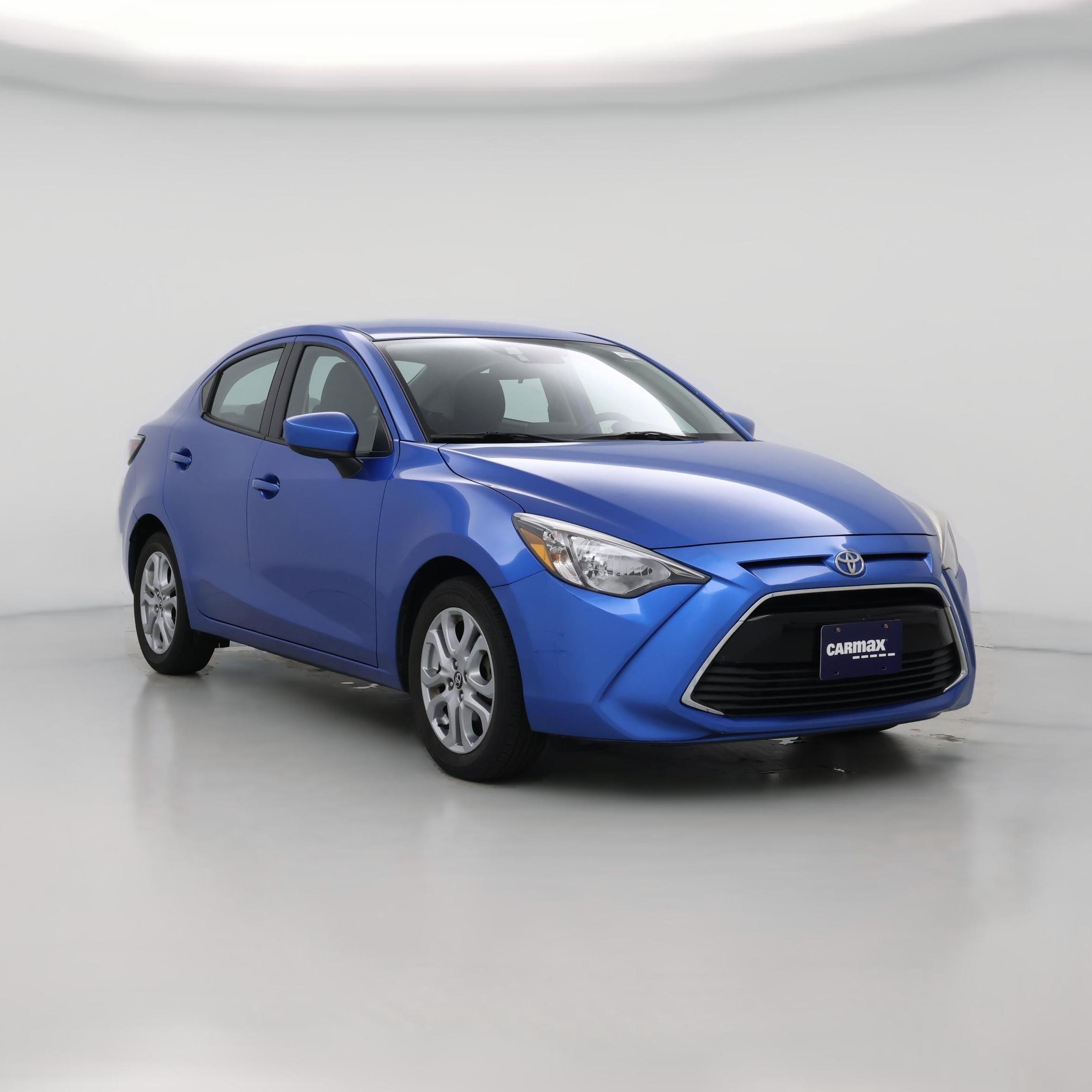 Thumbnail: 2017 Toyota Yaris iA - 1