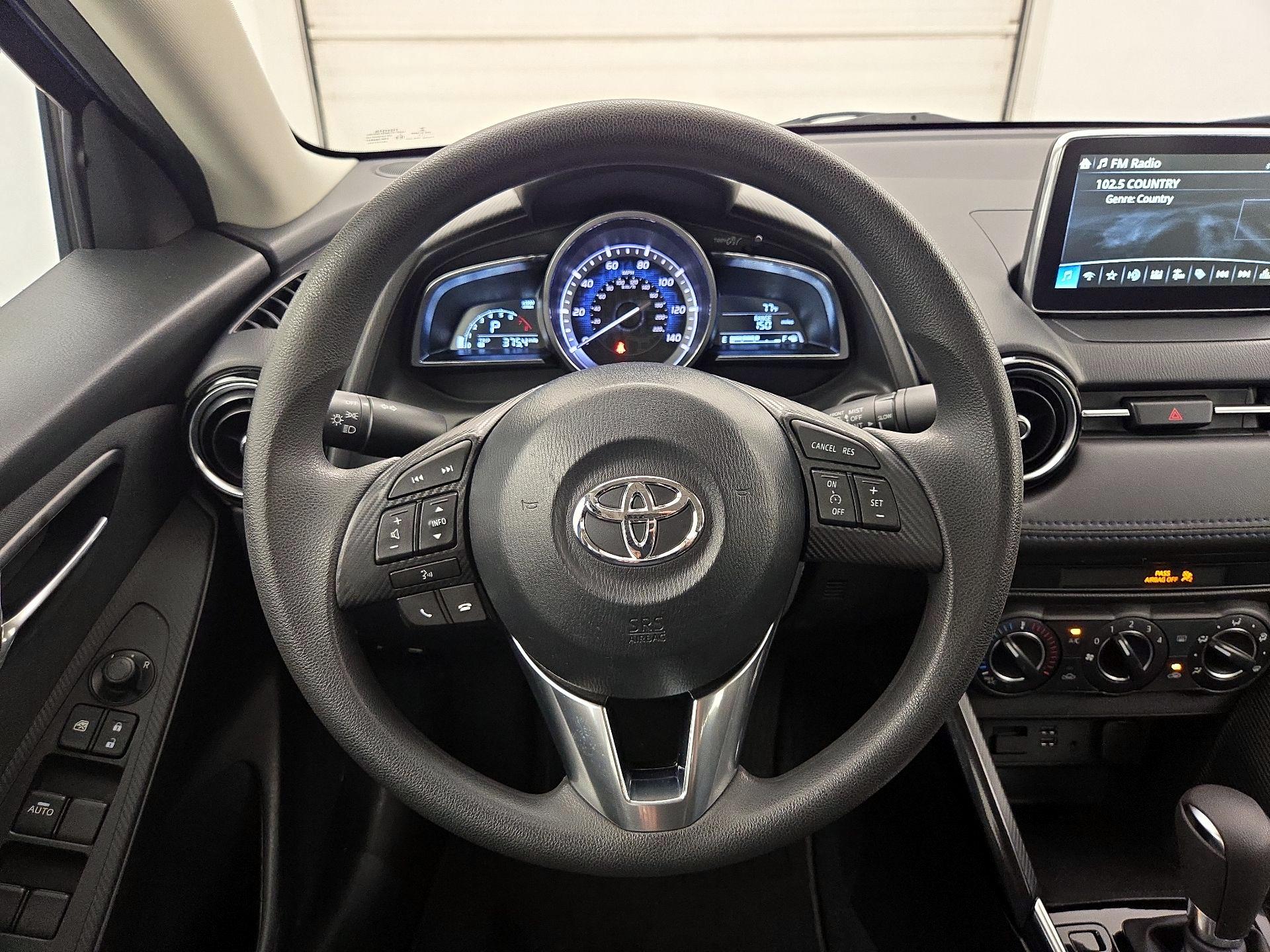 Thumbnail: 2017 Toyota Yaris iA - 10
