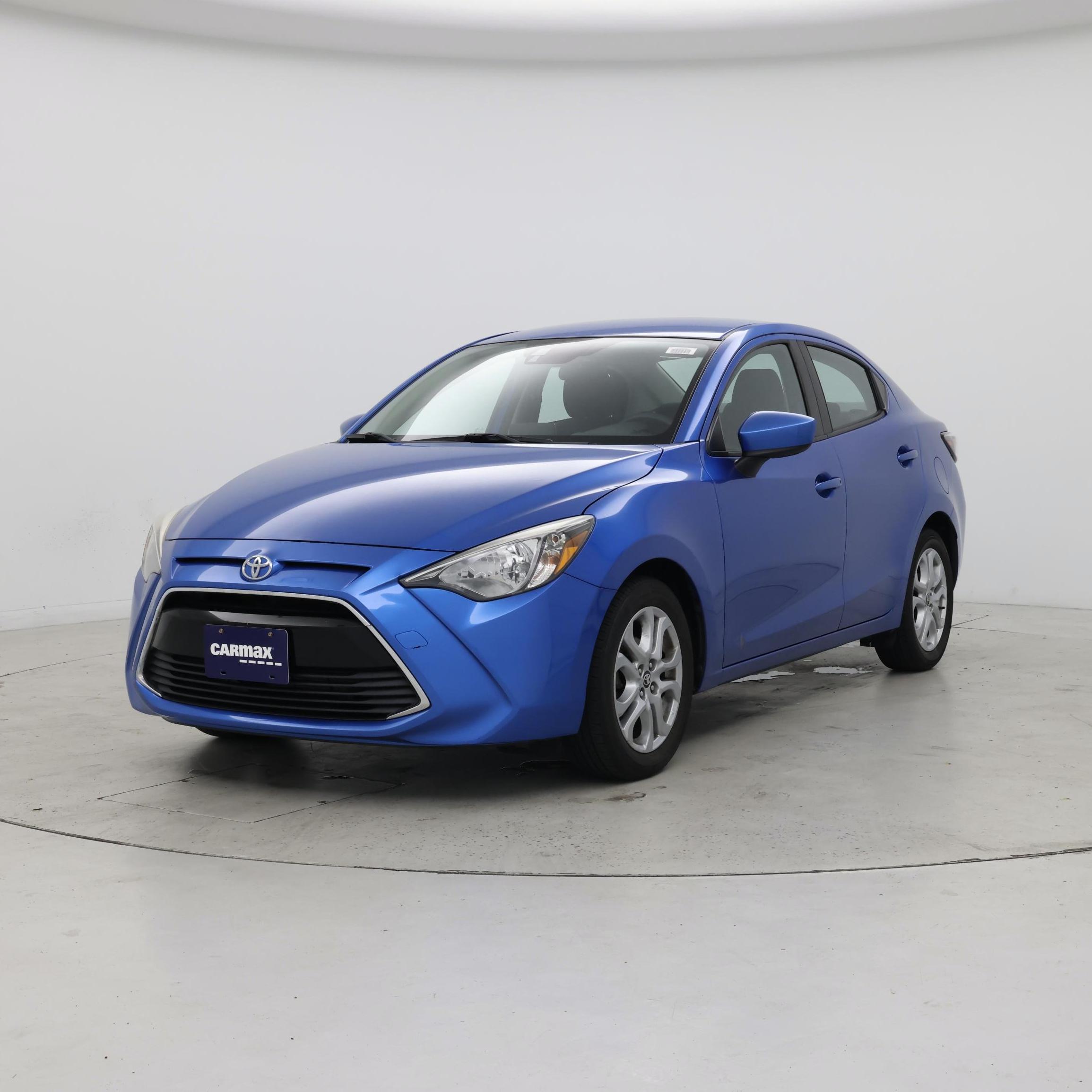 Thumbnail: 2017 Toyota Yaris iA - 4