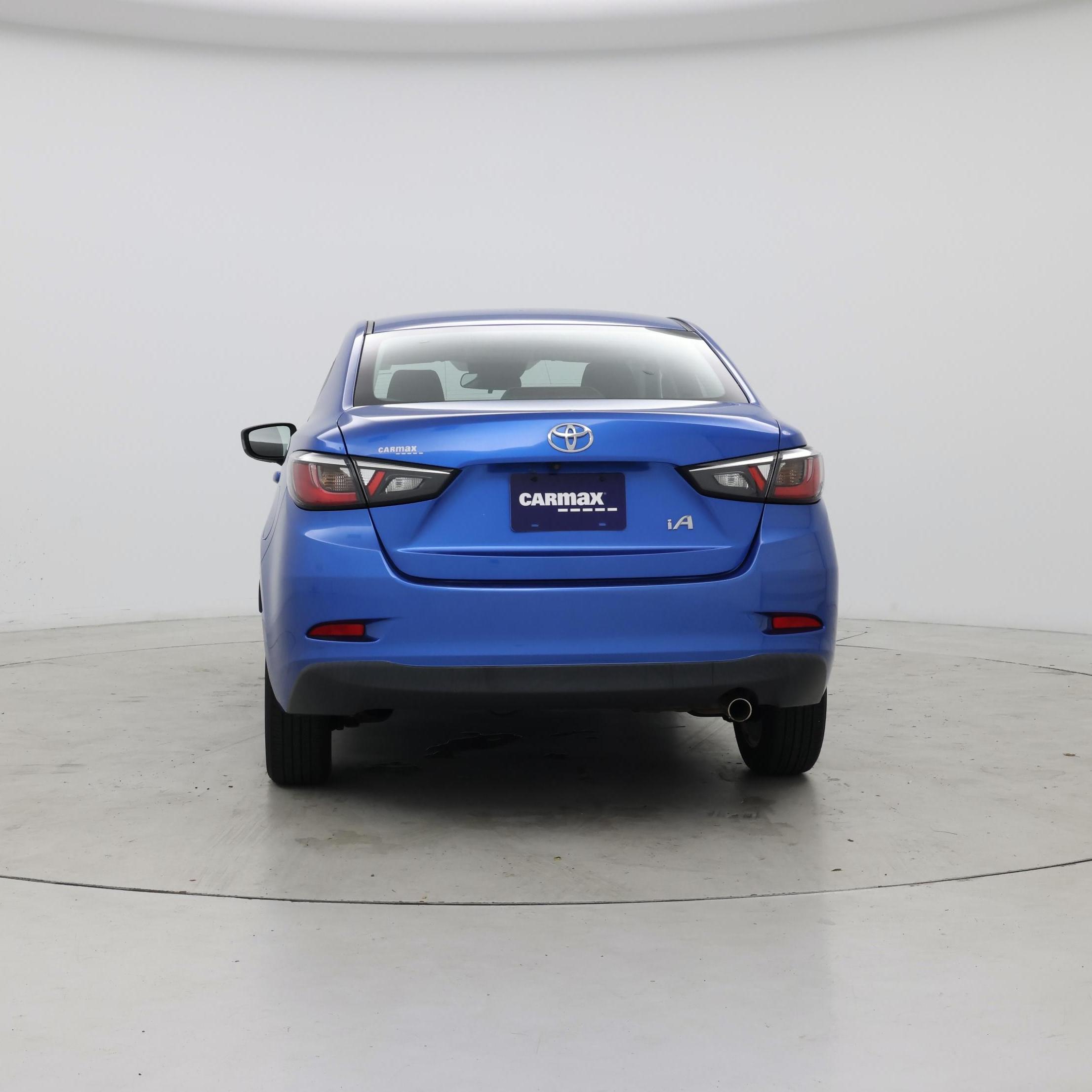 Thumbnail: 2017 Toyota Yaris iA - 6