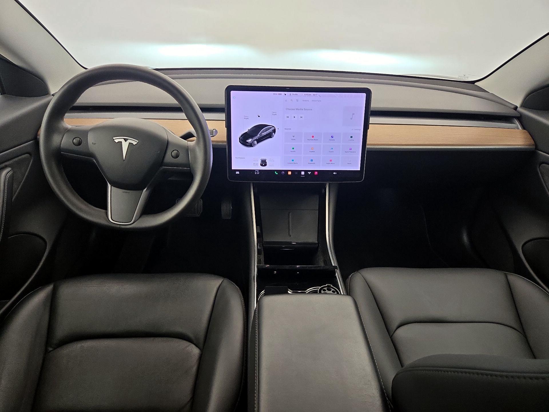 Thumbnail: 2020 Tesla Model 3 - 9