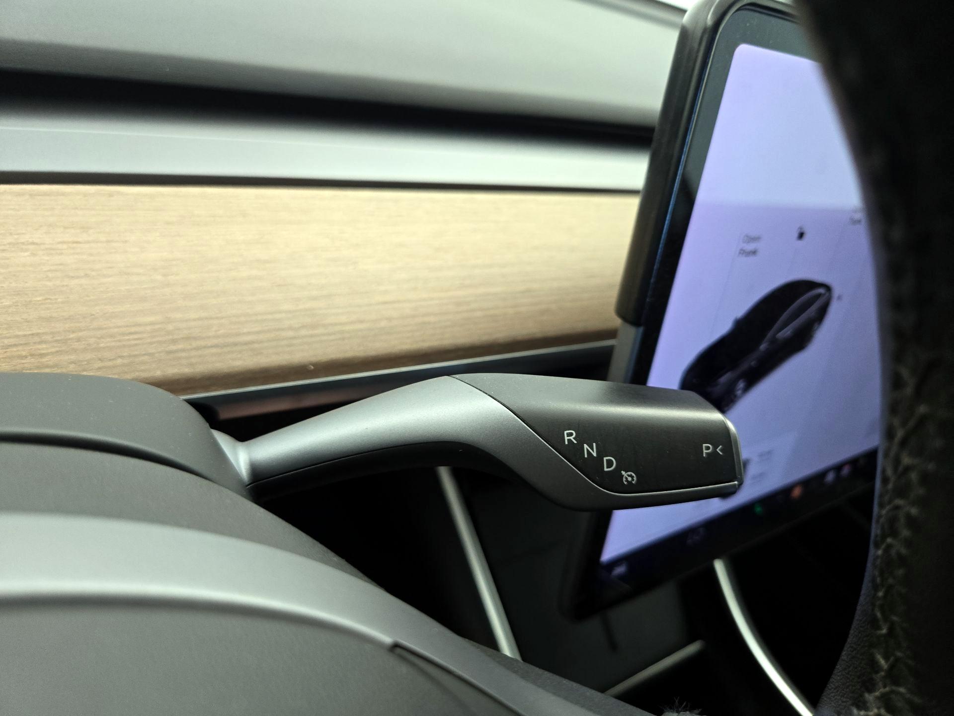 Thumbnail: 2020 Tesla Model 3 - 17