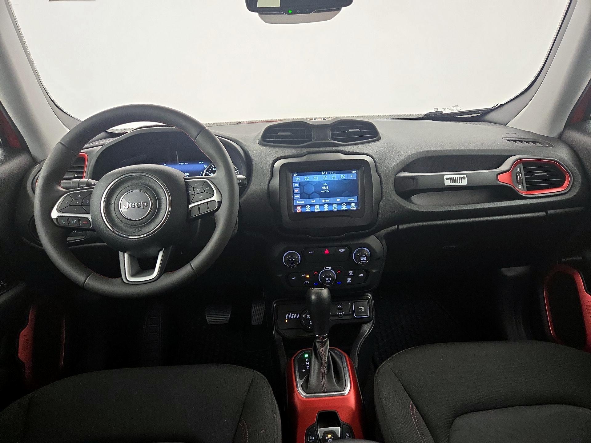 Thumbnail: 2020 Jeep Renegade - 9