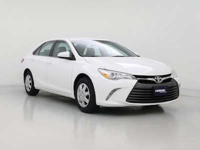 White 2016 Toyota Camry LE