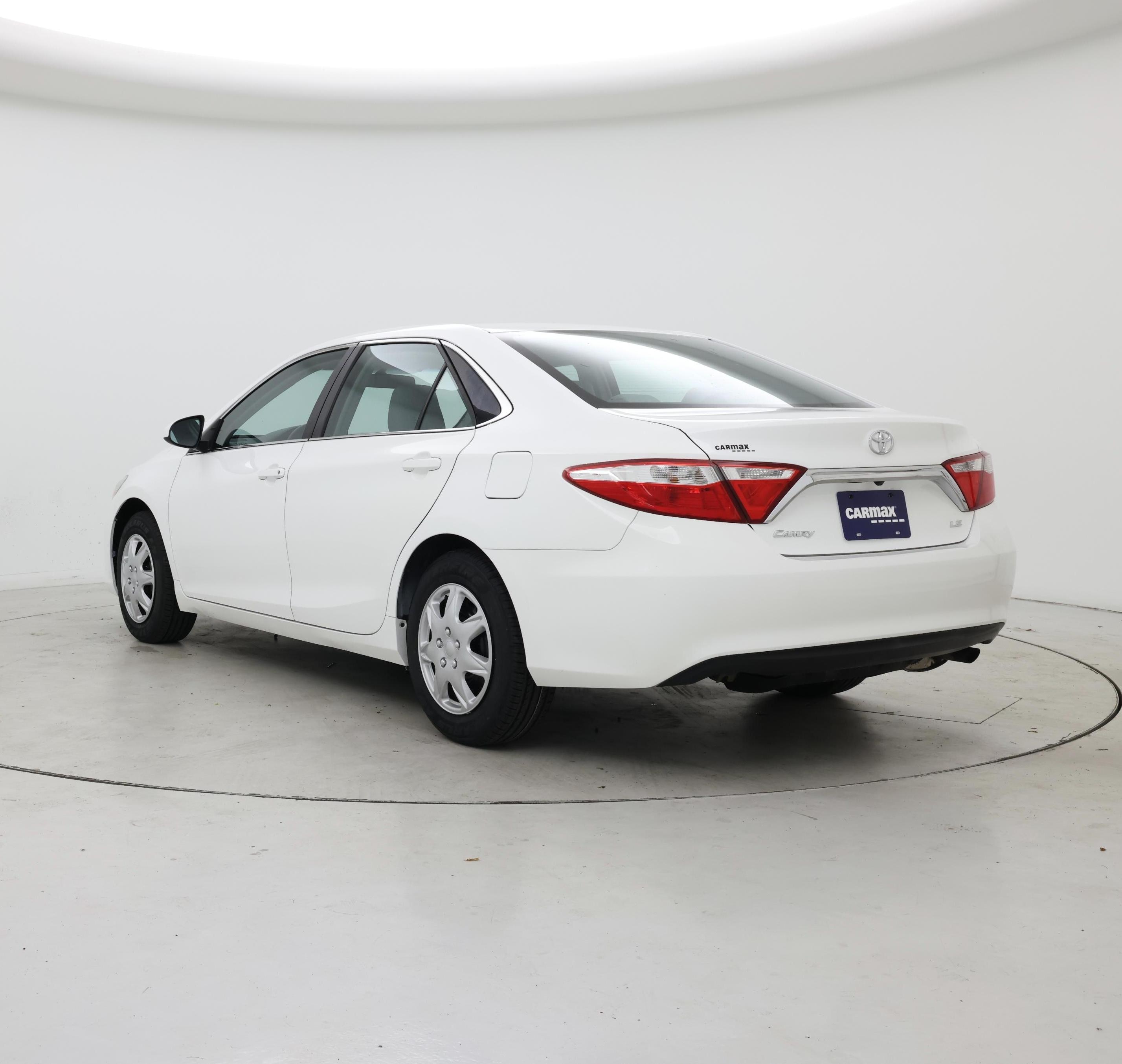 Thumbnail: 2016 Toyota Camry - 2