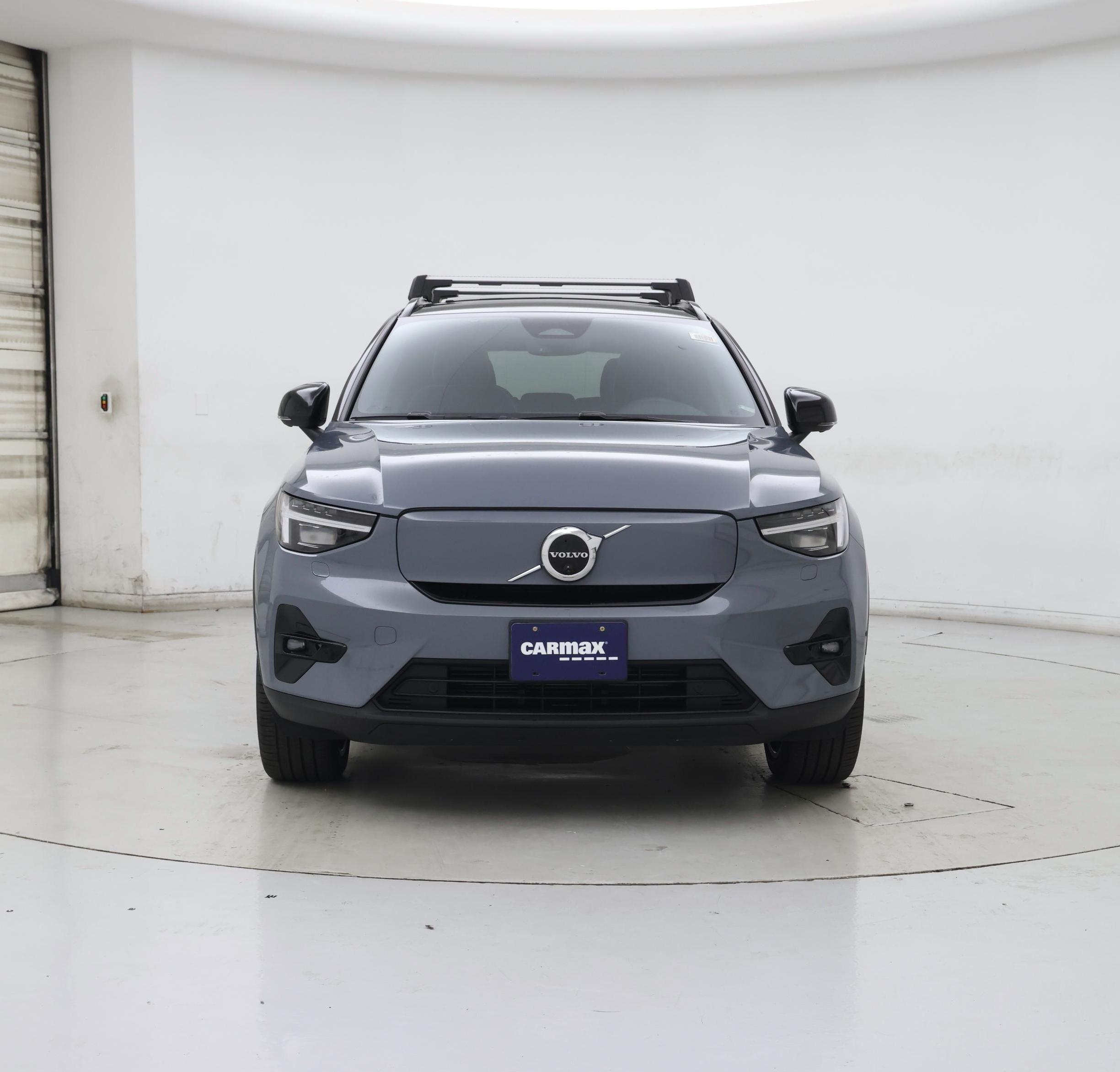 Thumbnail: 2023 Volvo XC40 - 5