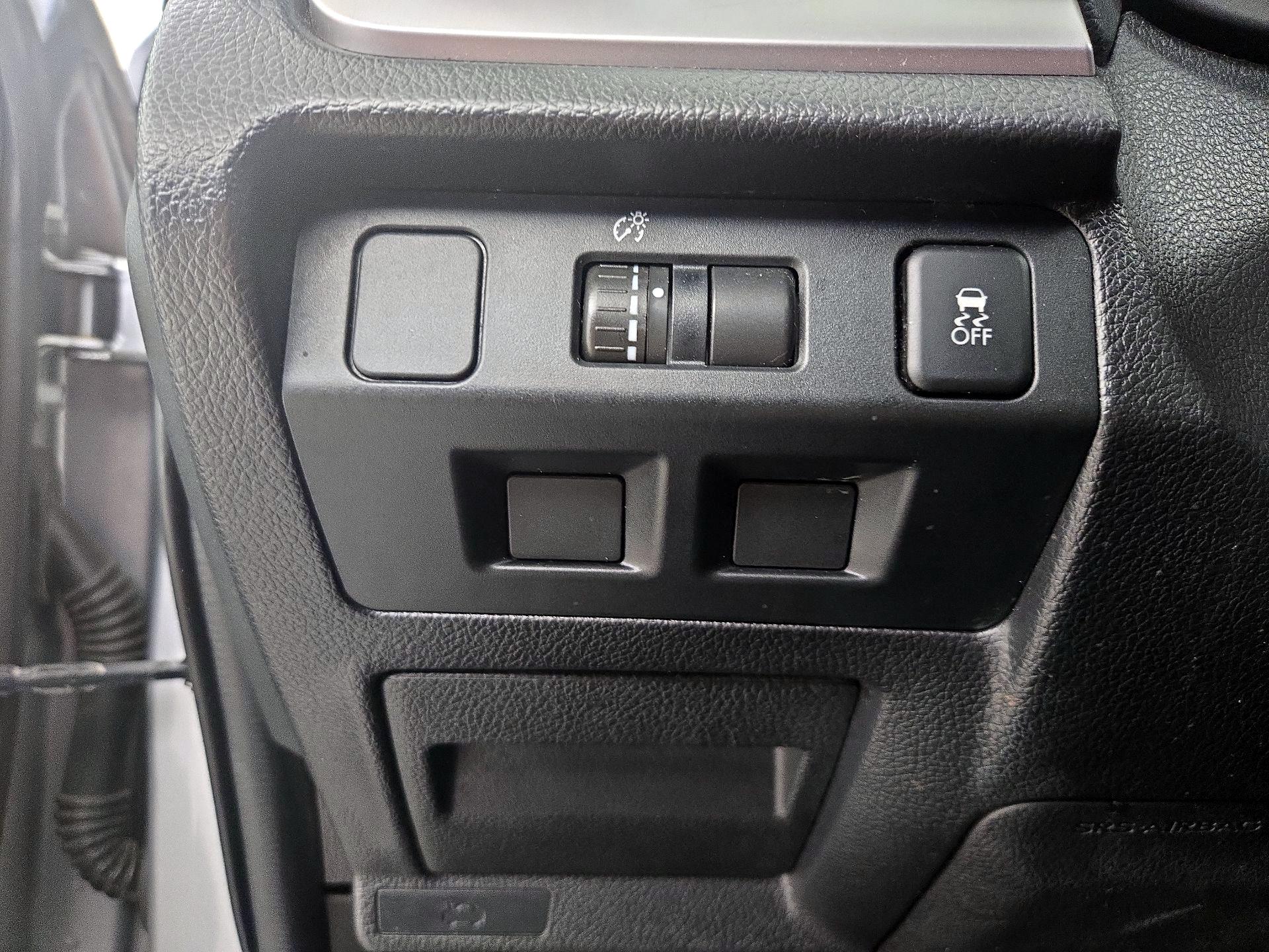Thumbnail: 2015 Subaru Forester - 13