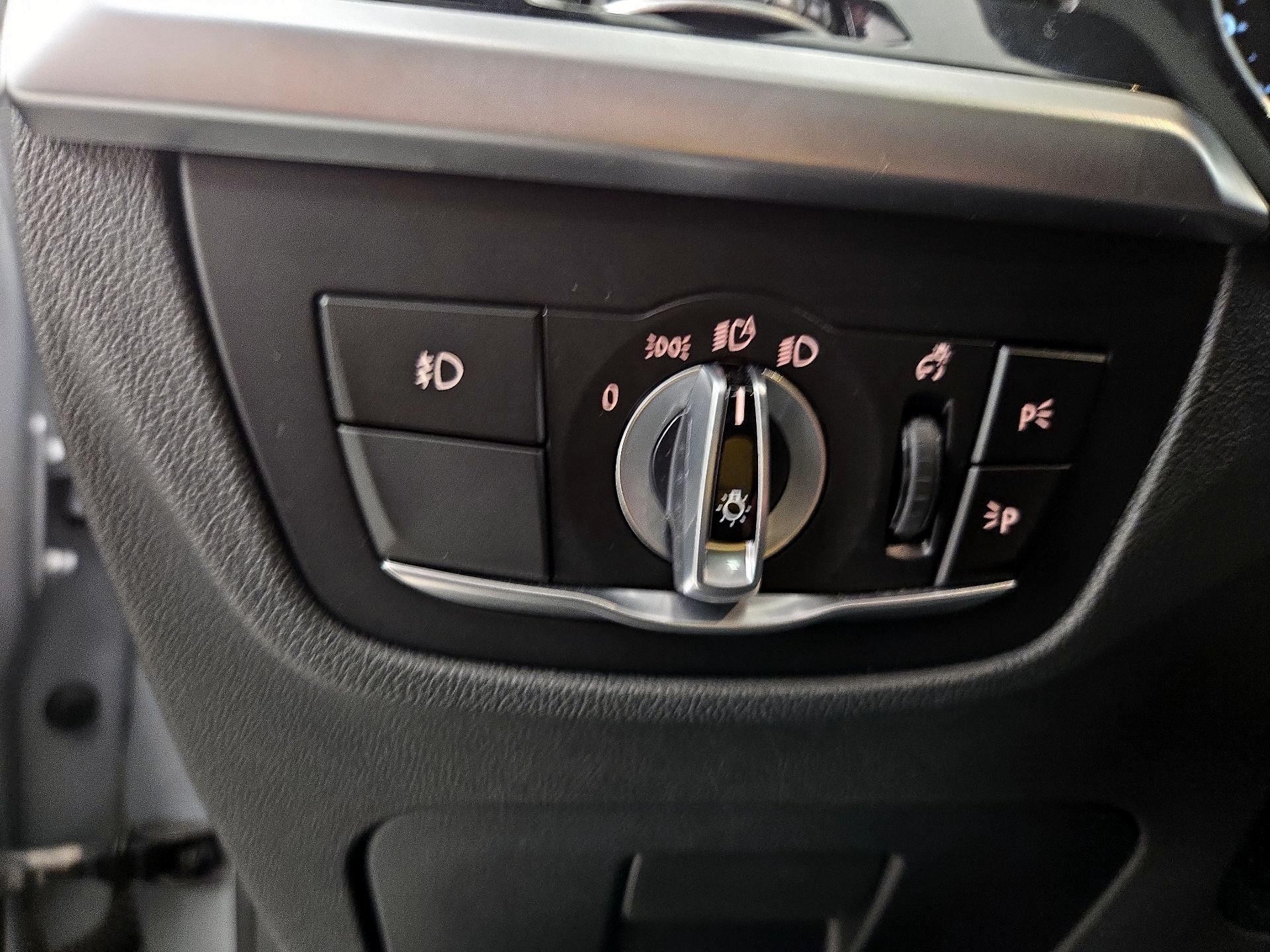 Thumbnail: 2019 BMW X3 - 13