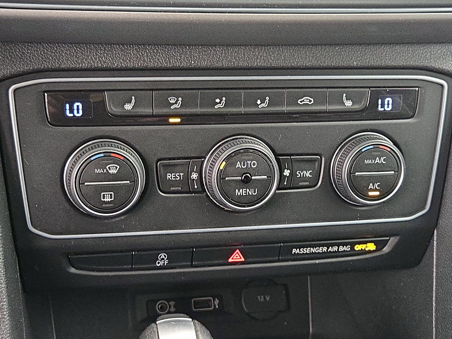 Thumbnail: 2019 Volkswagen Atlas - 16