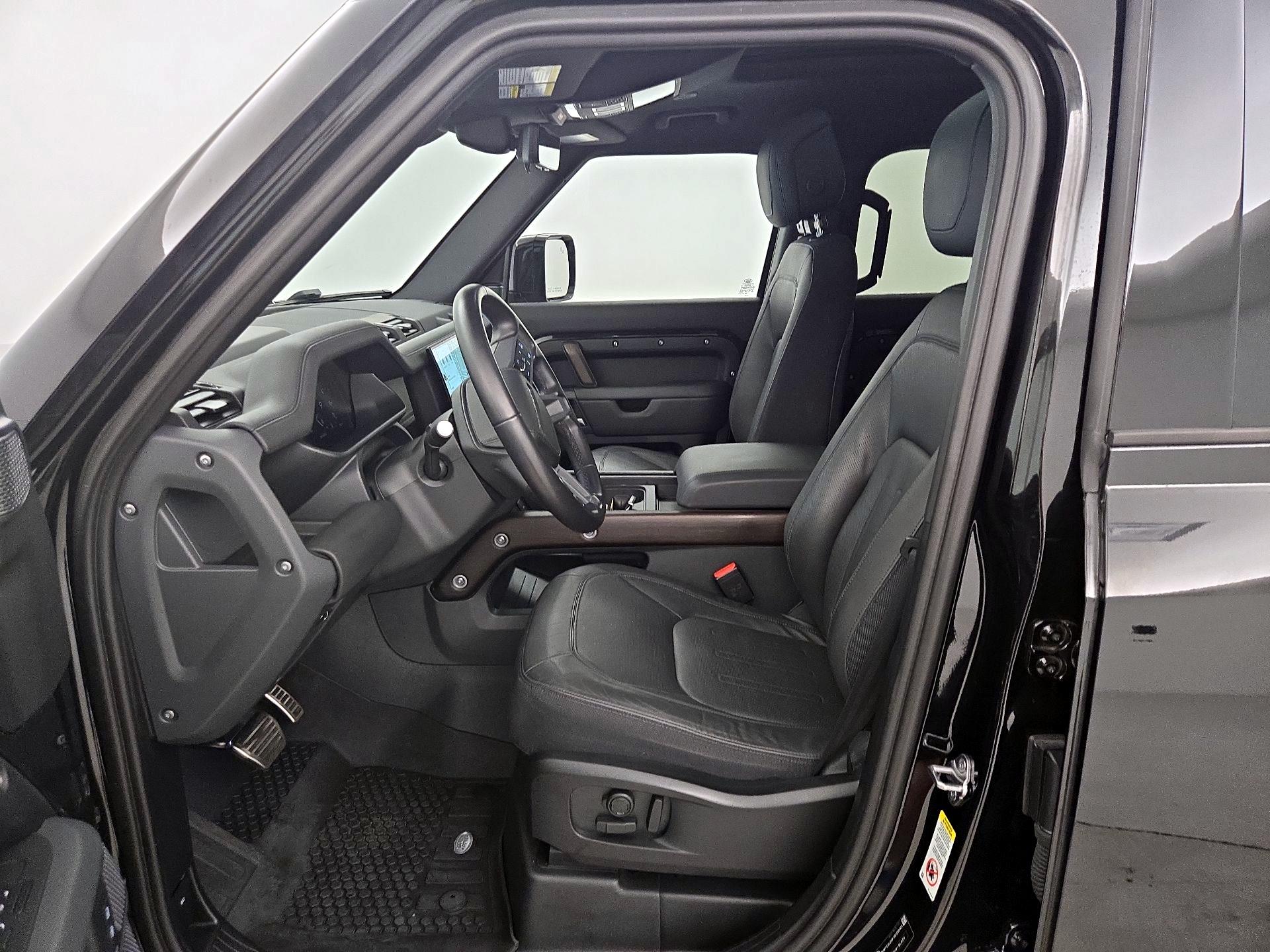 Thumbnail: 2023 Land Rover Defender - 11