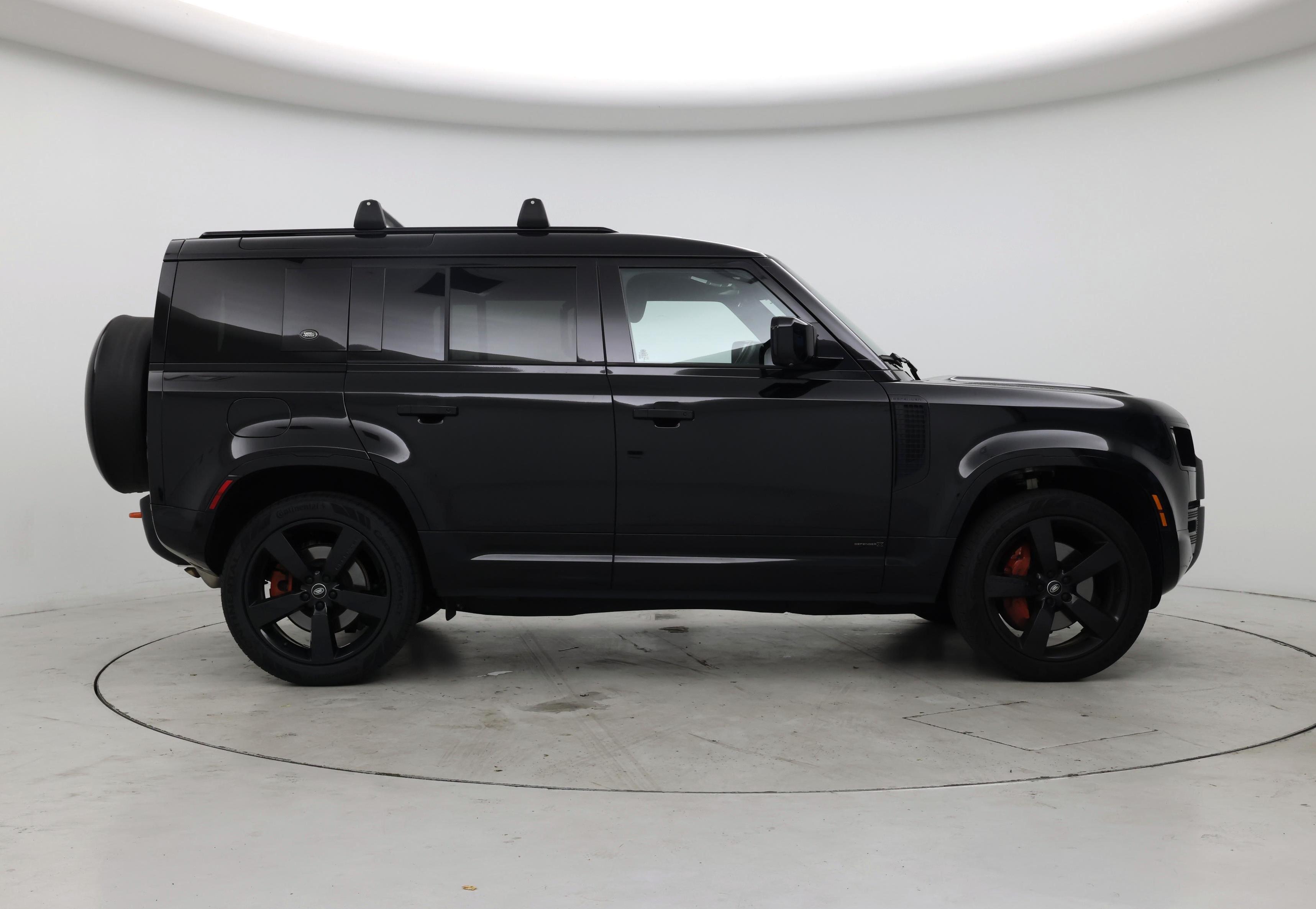 Thumbnail: 2023 Land Rover Defender - 7