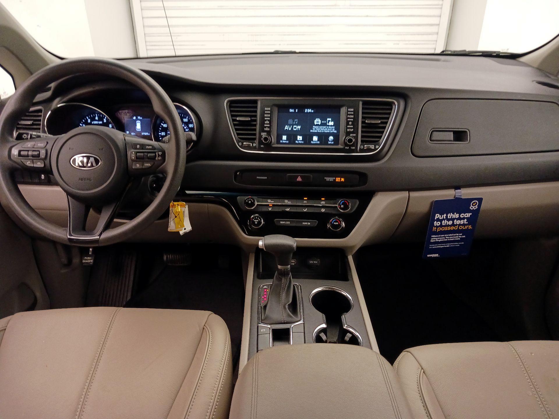 Thumbnail: 2021 Kia Sedona - 9