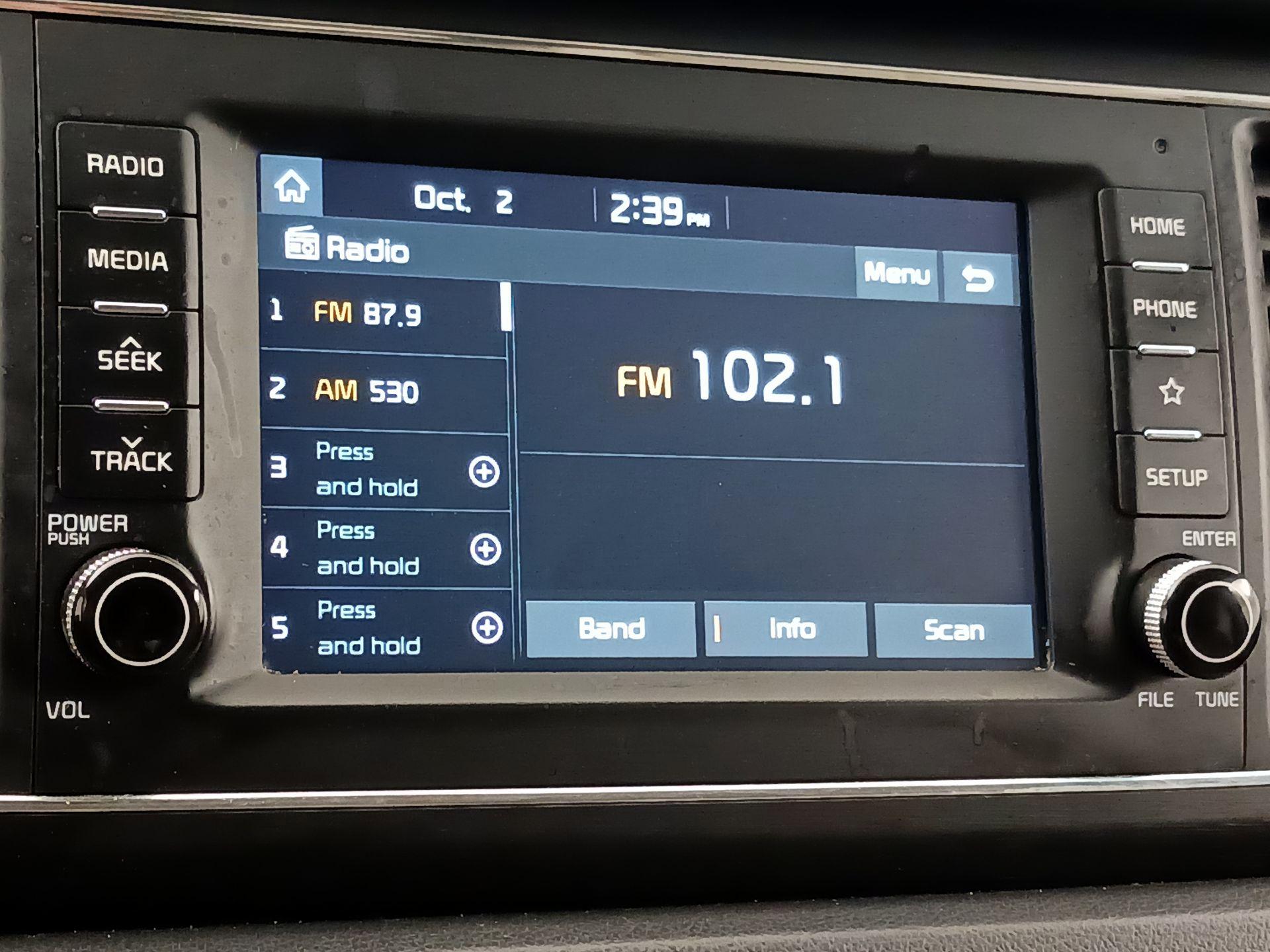 Thumbnail: 2021 Kia Sedona - 15