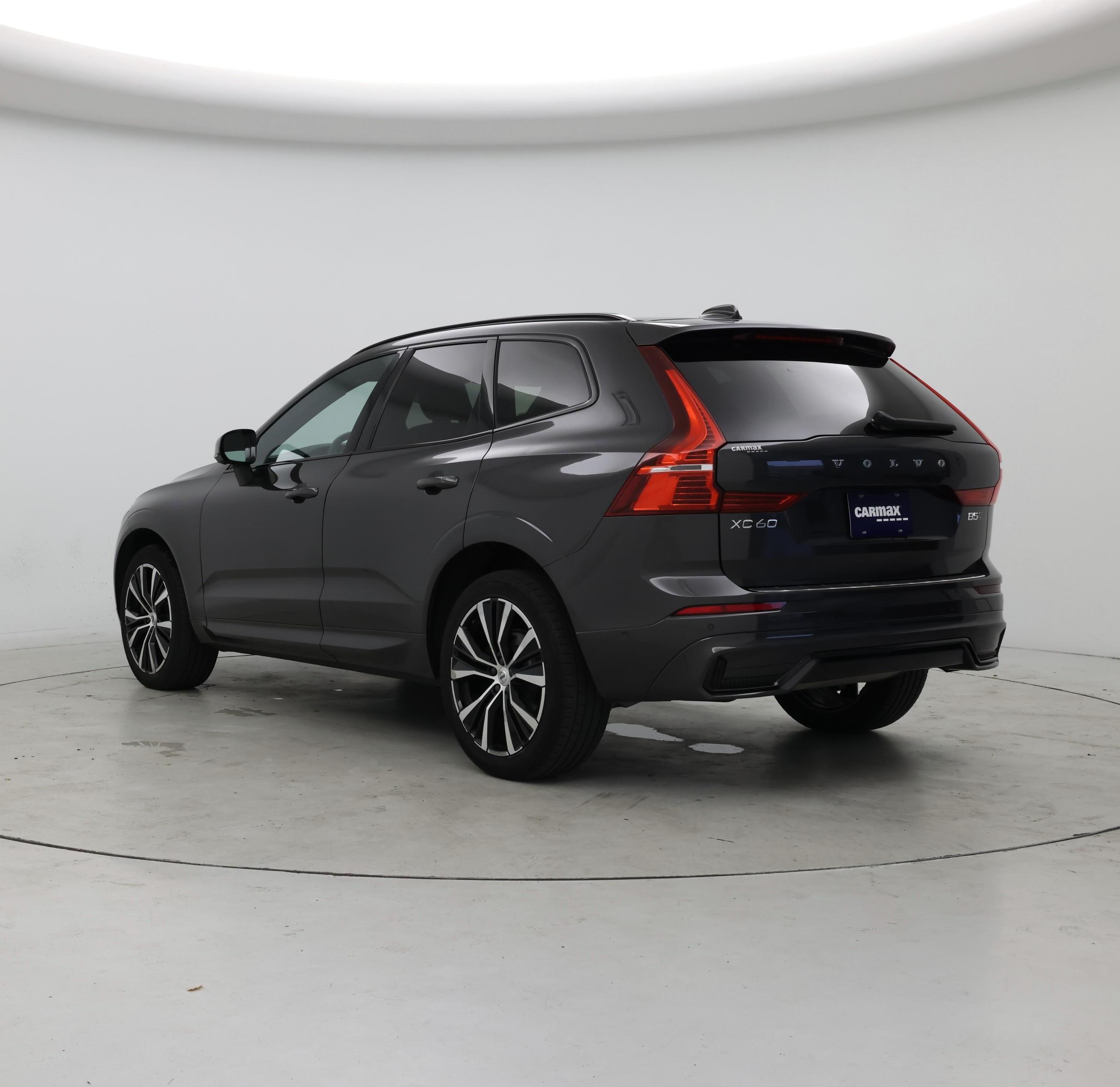 Thumbnail: 2023 Volvo XC60 - 2