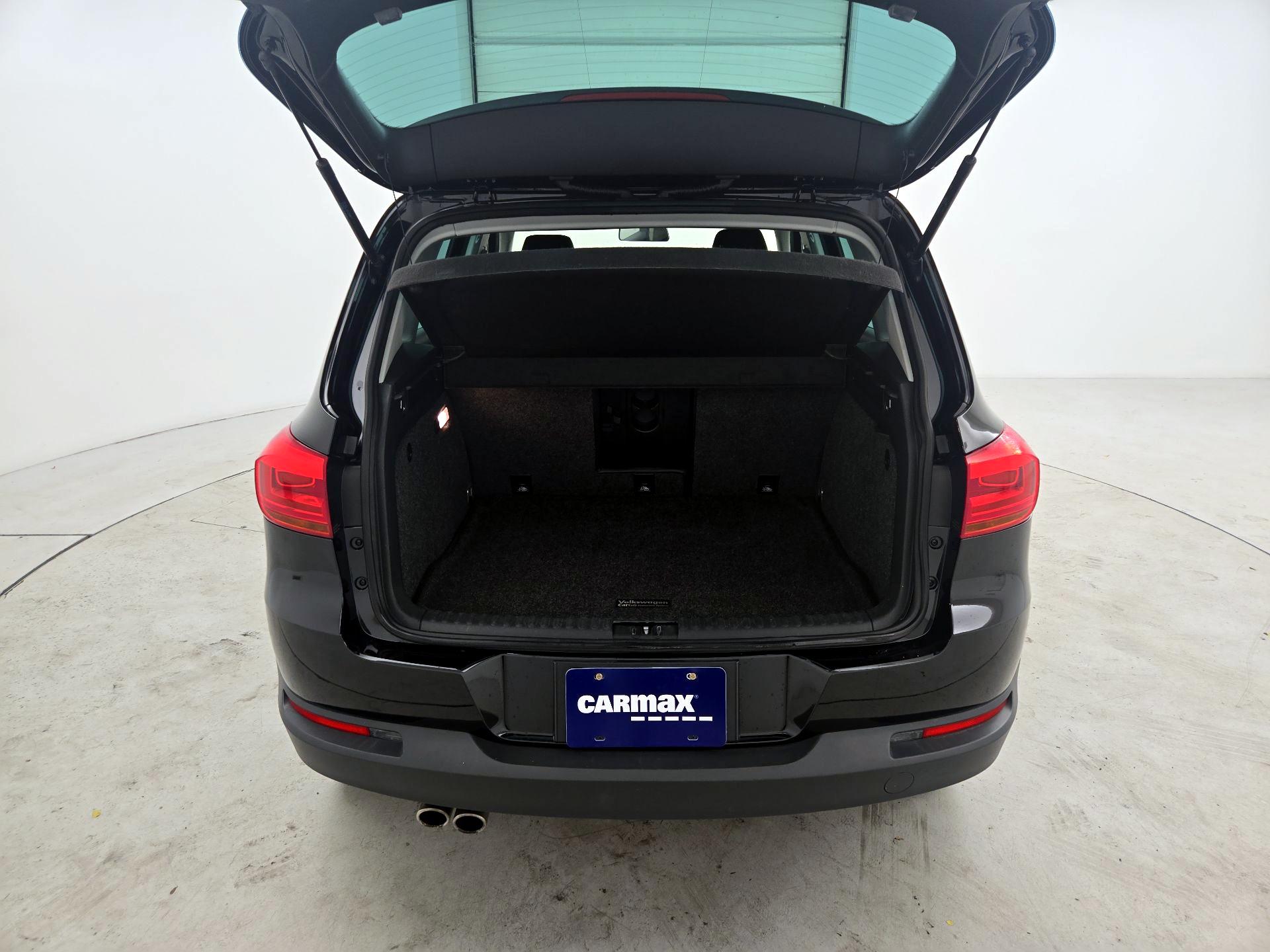 Thumbnail: 2015 Volkswagen Tiguan - 20