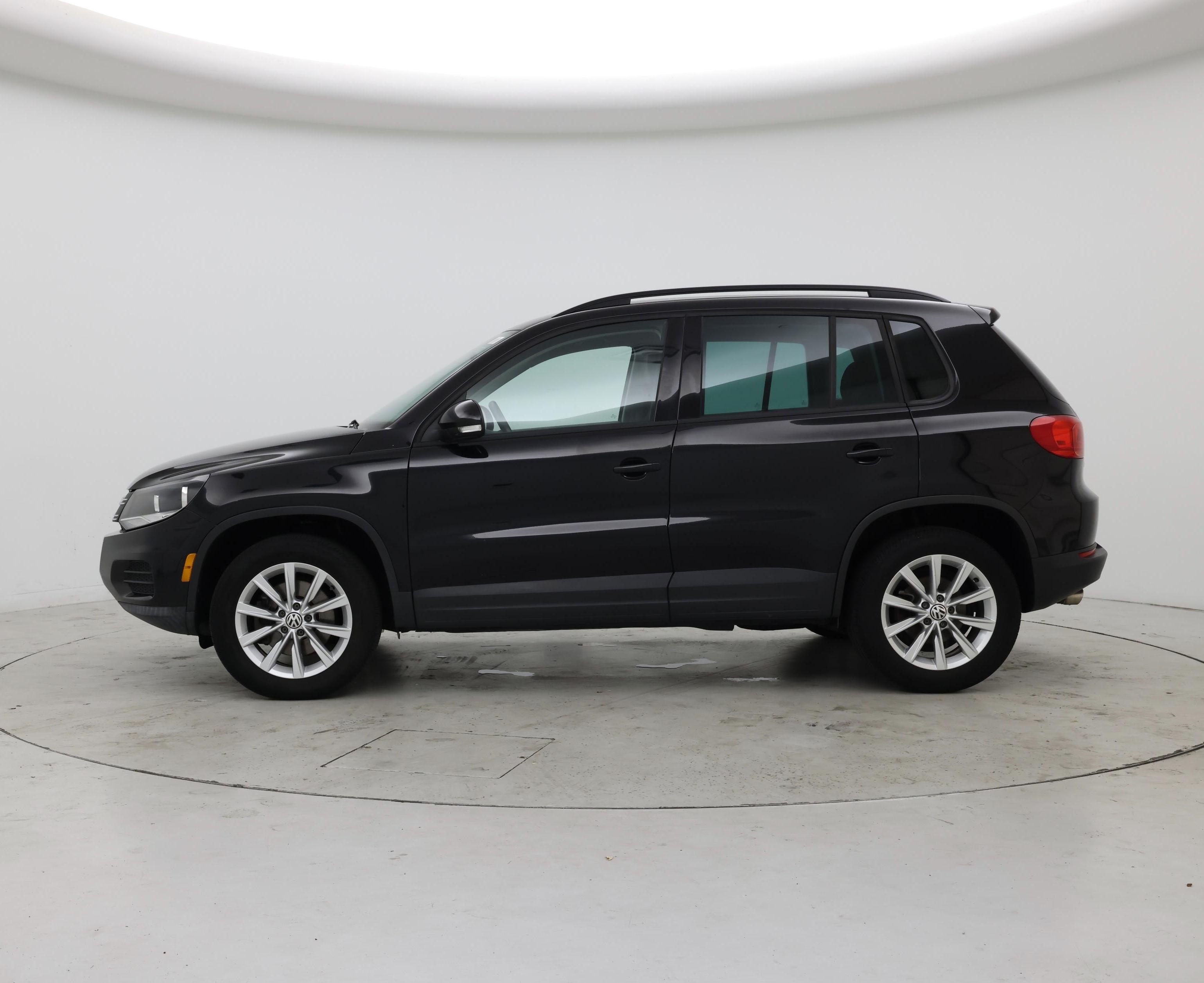 Thumbnail: 2015 Volkswagen Tiguan - 3