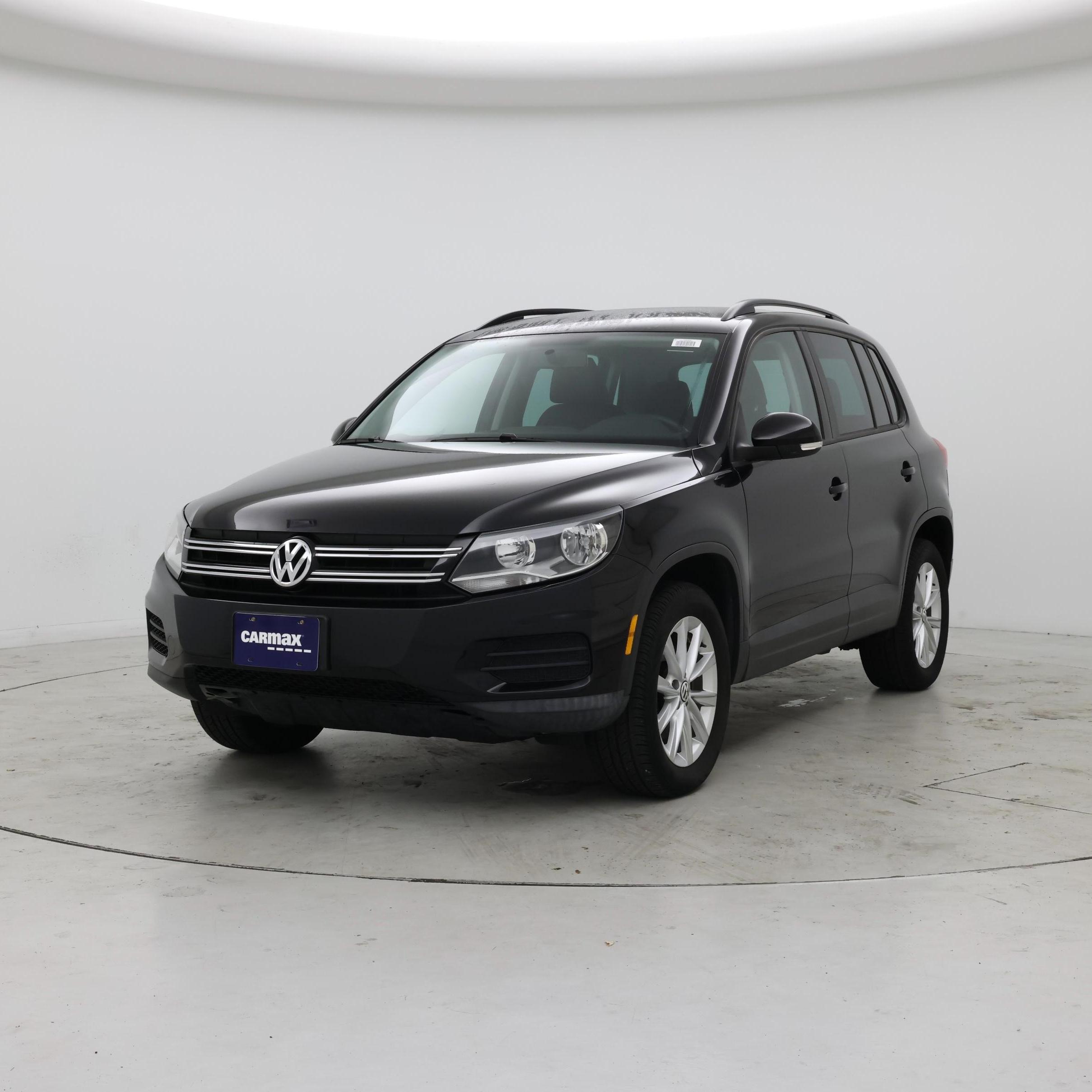 Thumbnail: 2015 Volkswagen Tiguan - 4