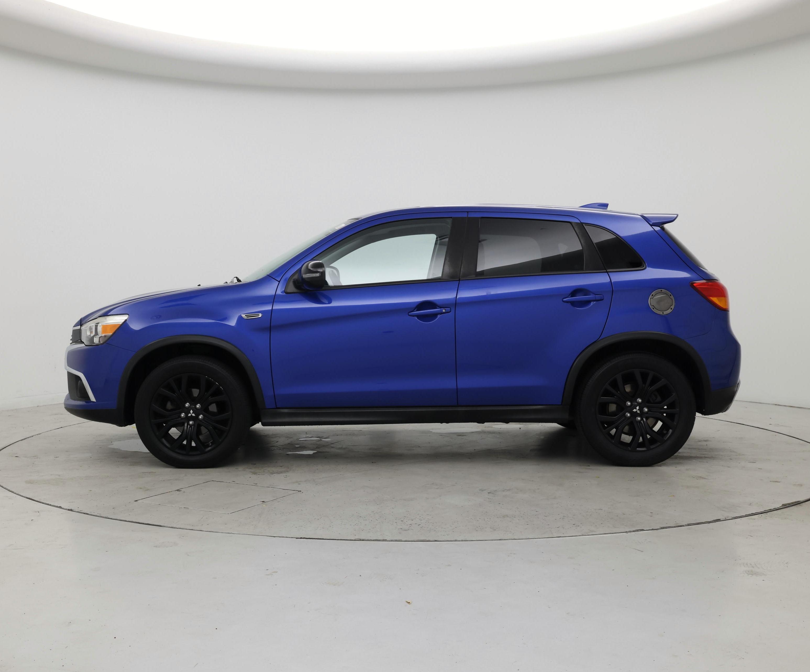 Thumbnail: 2017 Mitsubishi Outlander Sport - 3