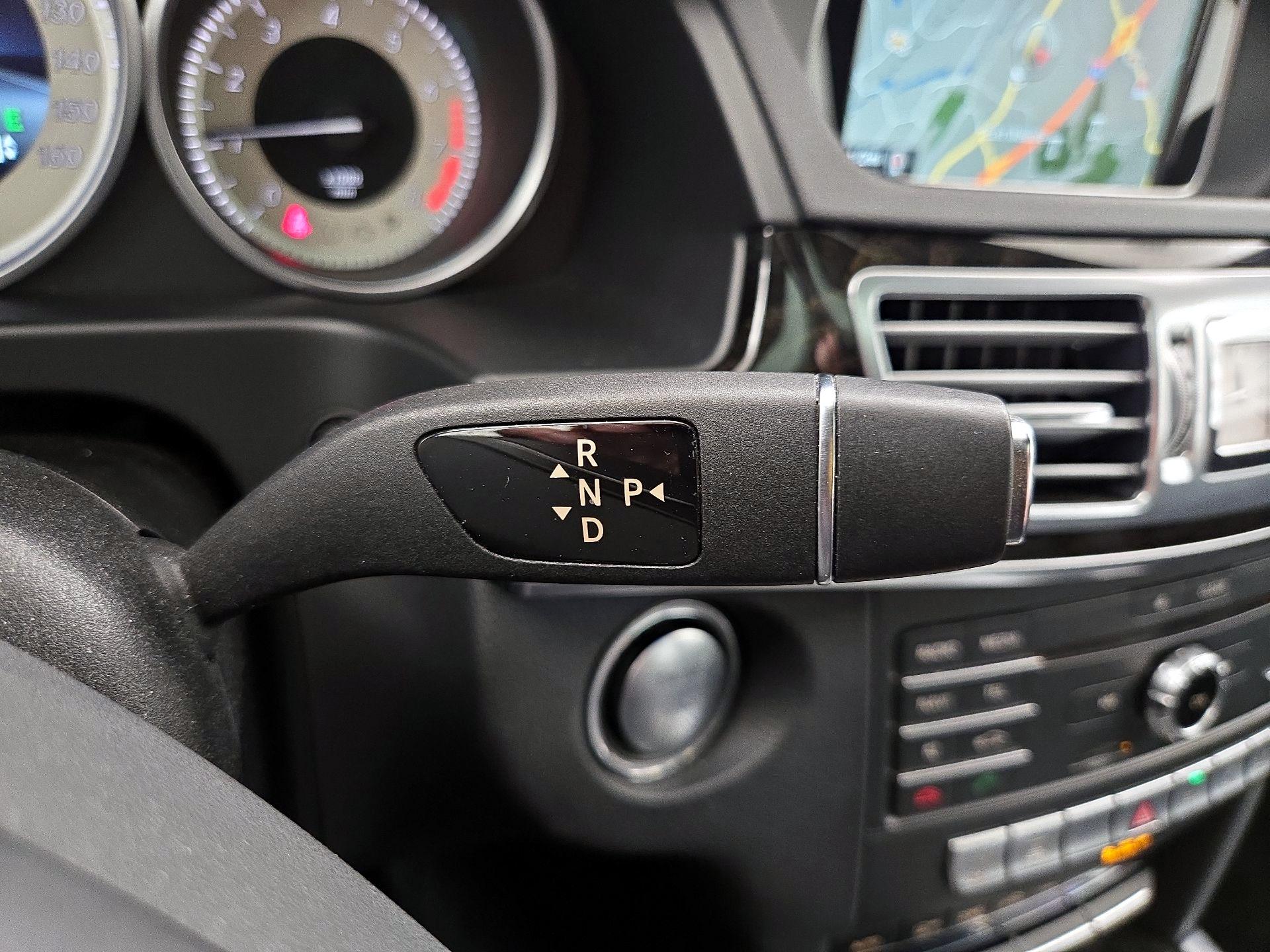 Thumbnail: 2016 Mercedes-Benz E-Class - 18