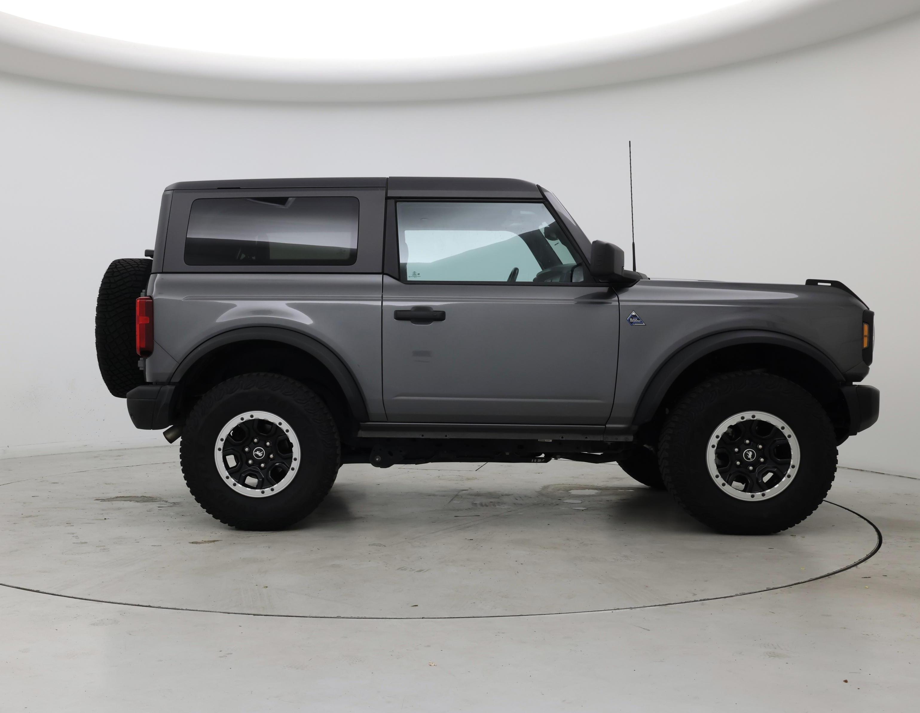 Thumbnail: 2022 Ford Bronco - 7
