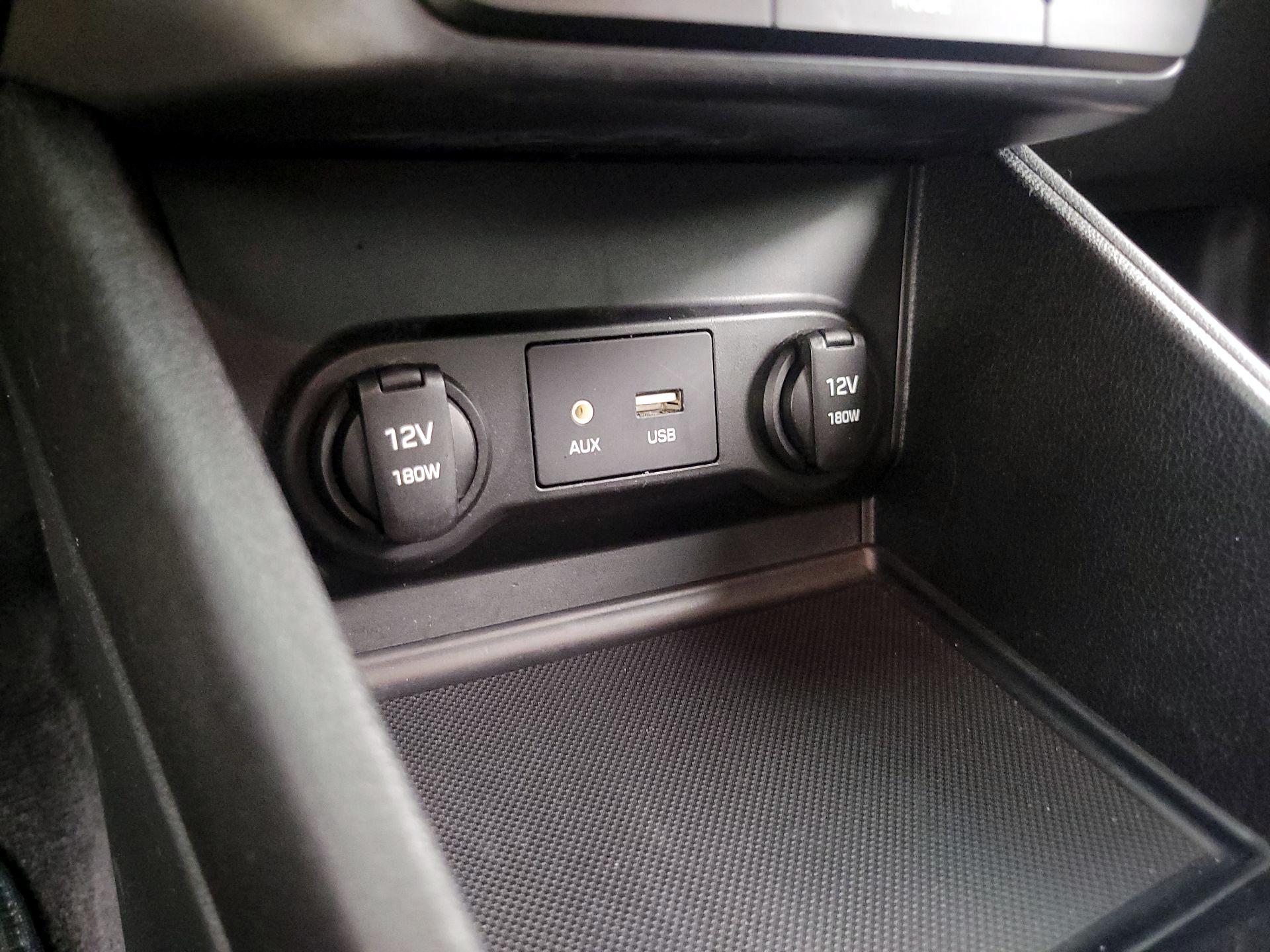 Thumbnail: 2019 Hyundai Accent - 18