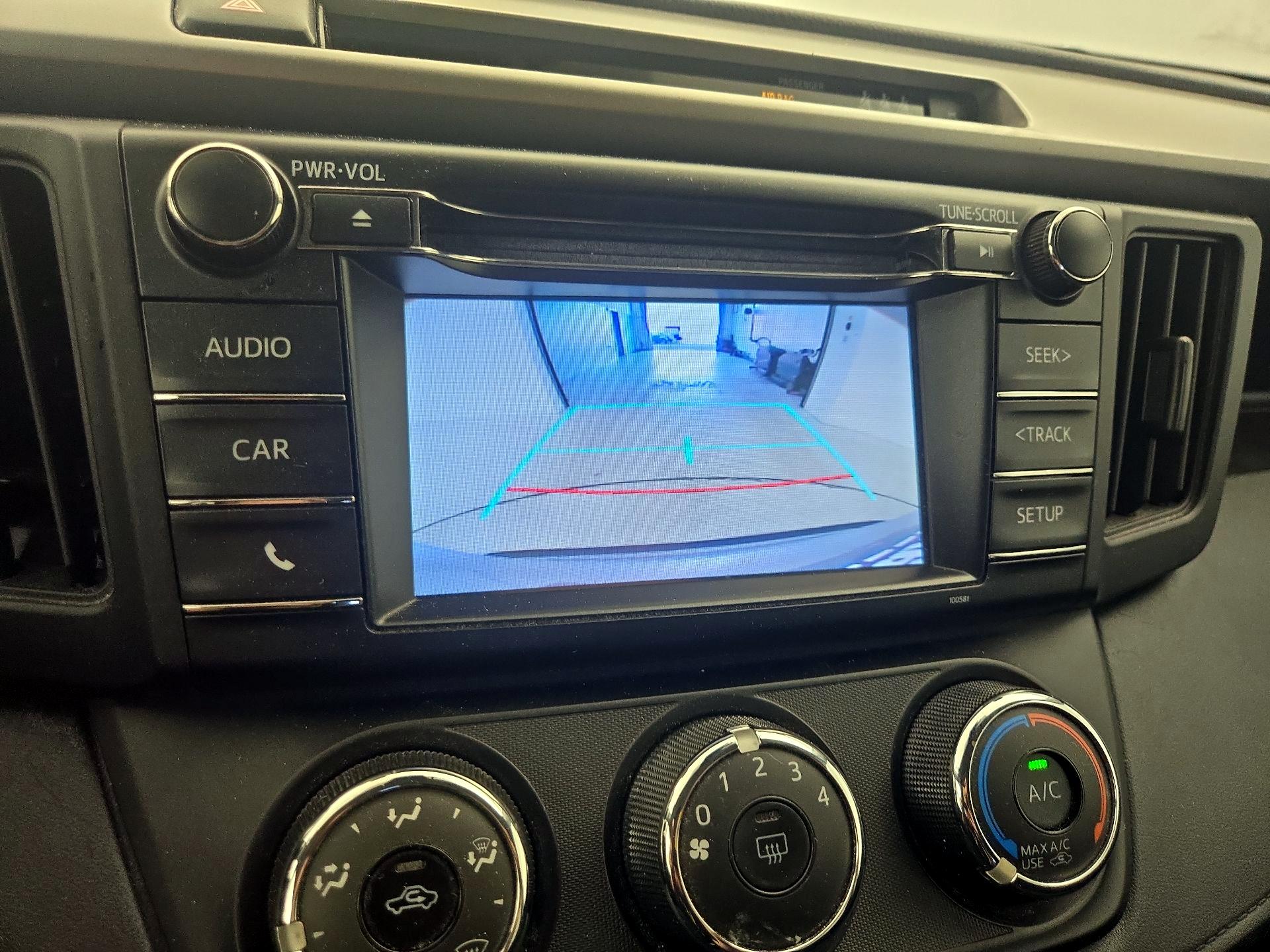 Thumbnail: 2018 Toyota RAV4 - 14