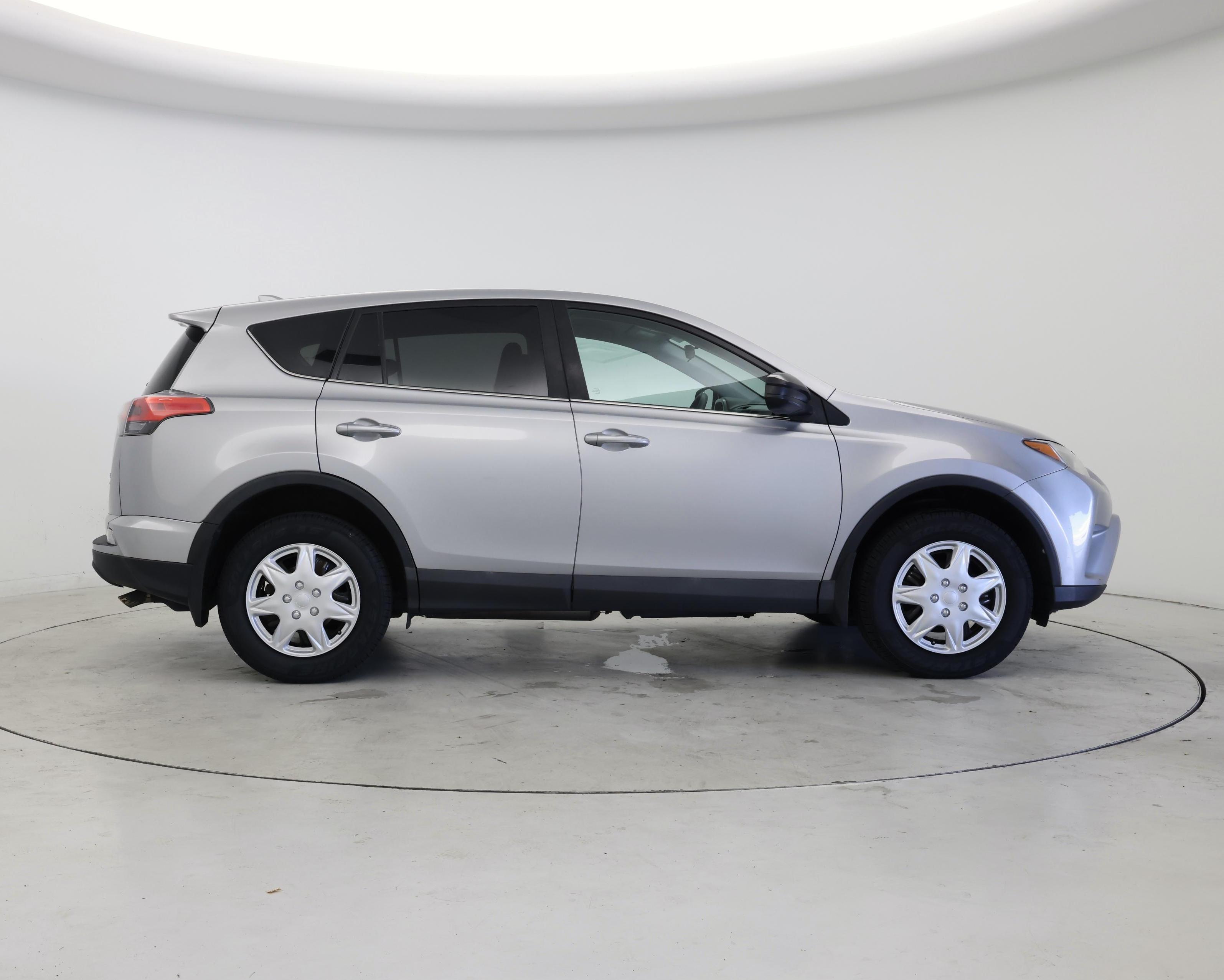 Thumbnail: 2018 Toyota RAV4 - 7