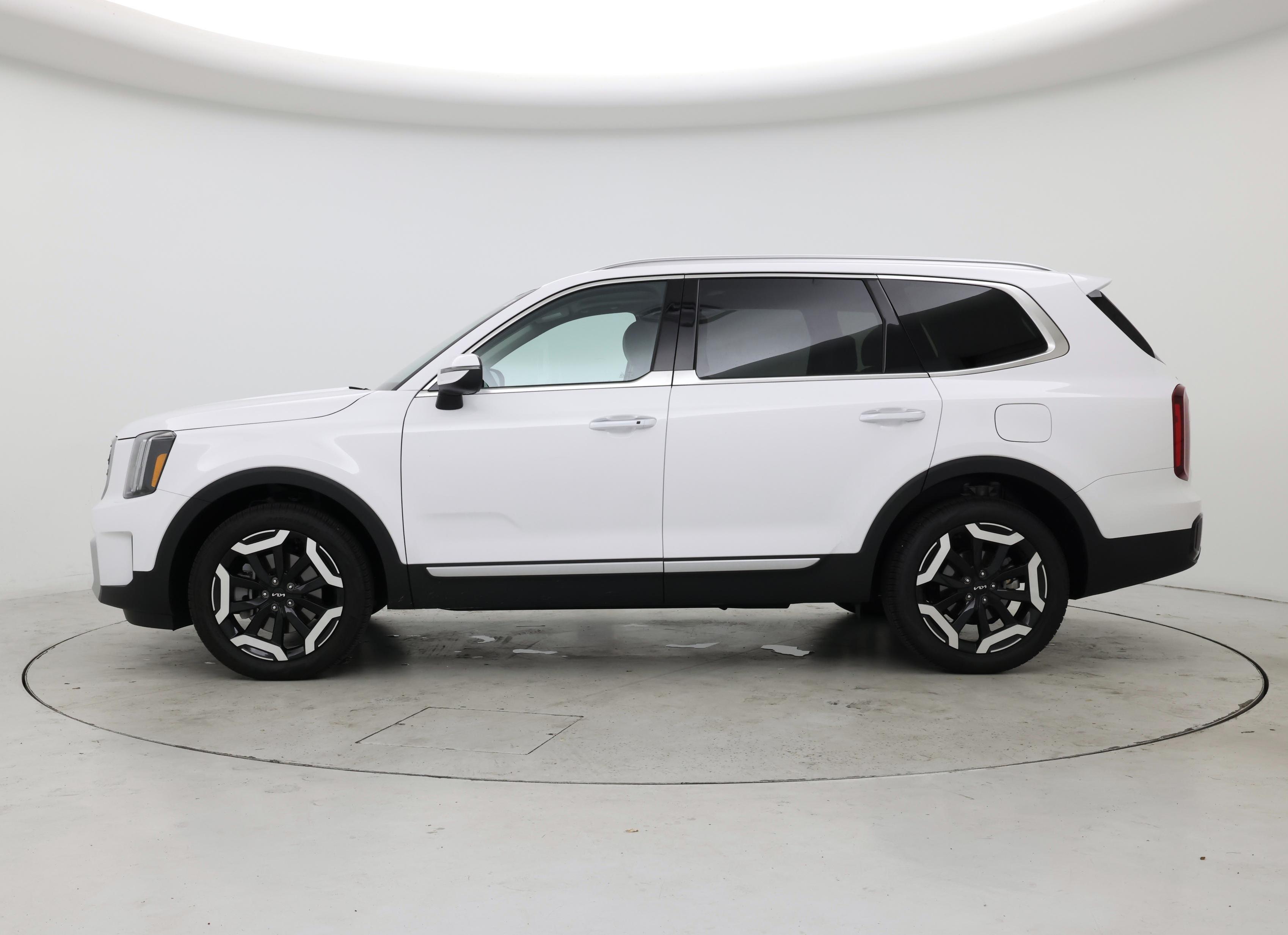 Thumbnail: 2025 Kia Telluride - 3