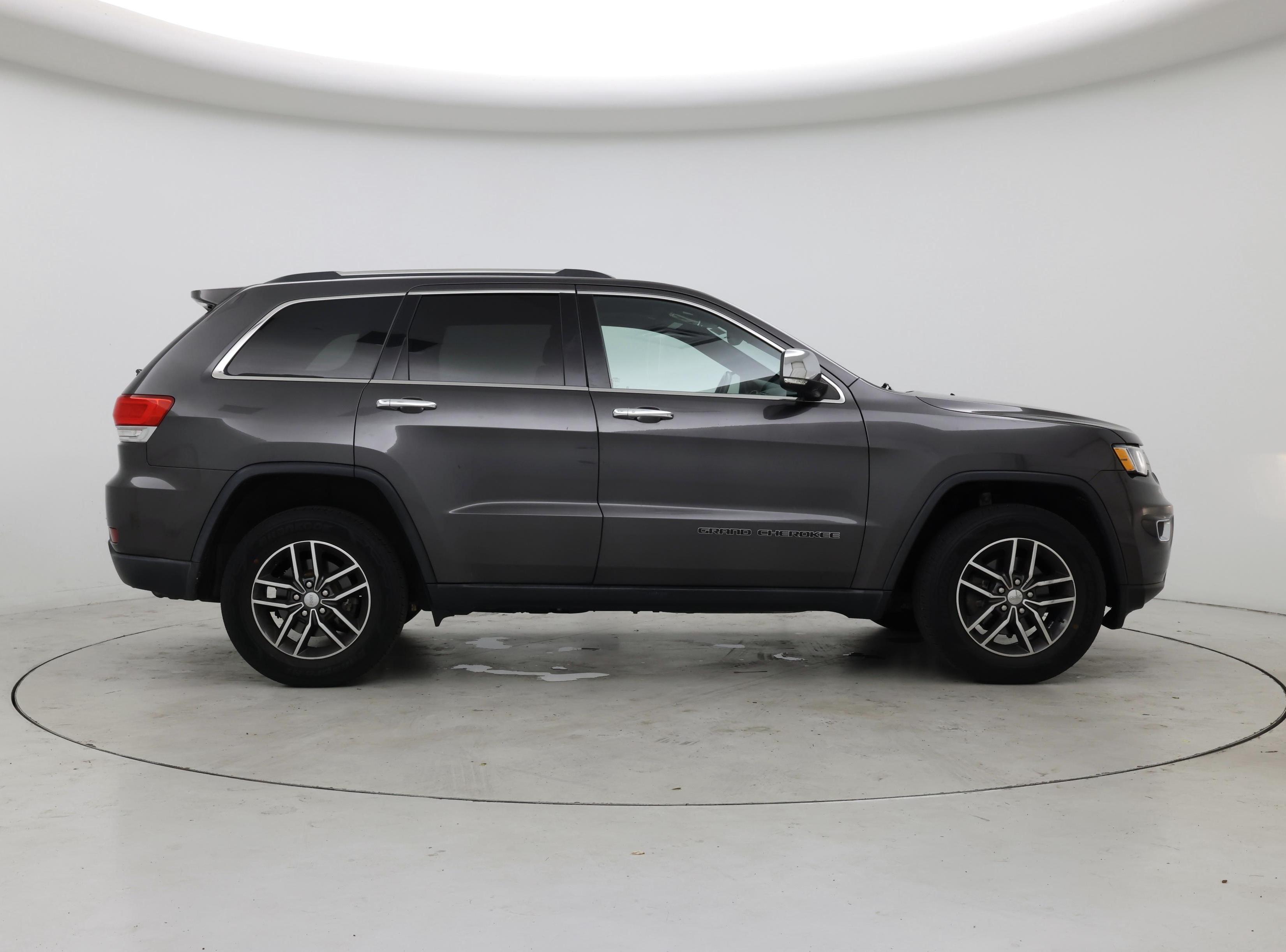 Thumbnail: 2017 Jeep Grand Cherokee - 7