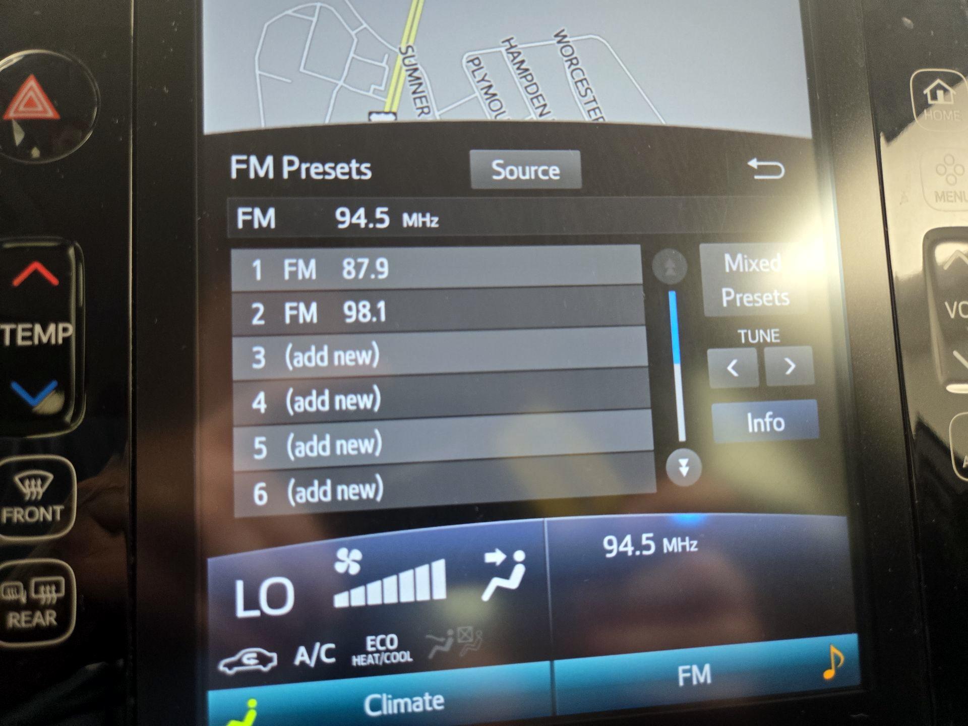 Thumbnail: 2017 Toyota Prius Prime - 16