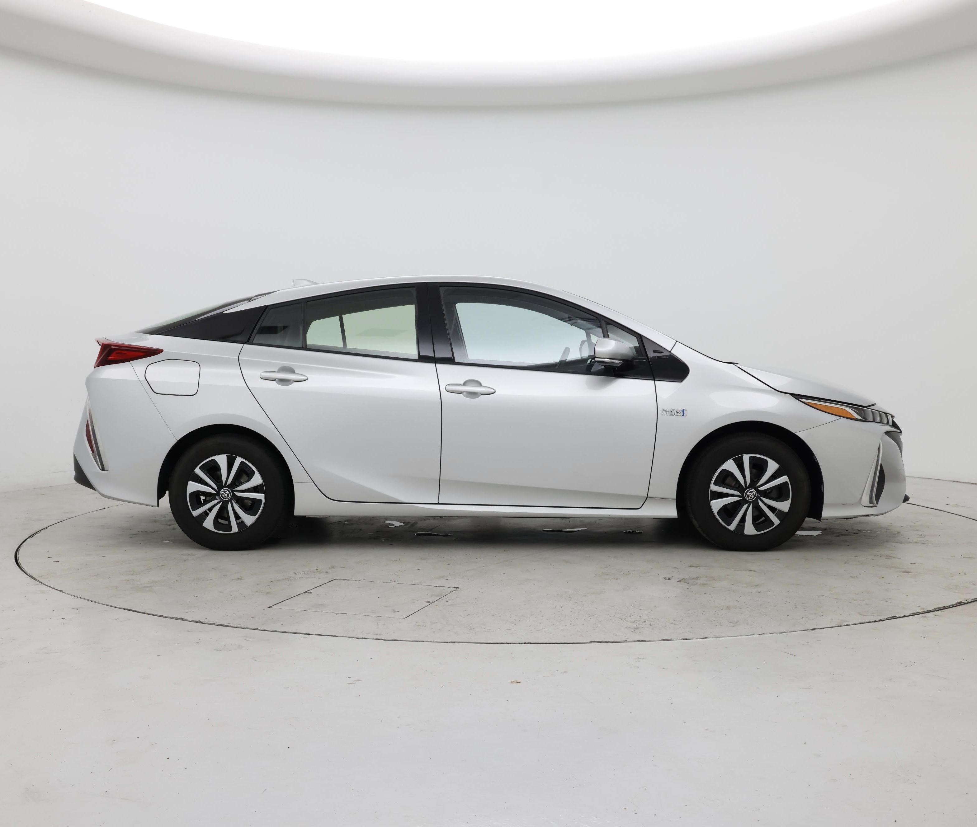 Thumbnail: 2017 Toyota Prius Prime - 7