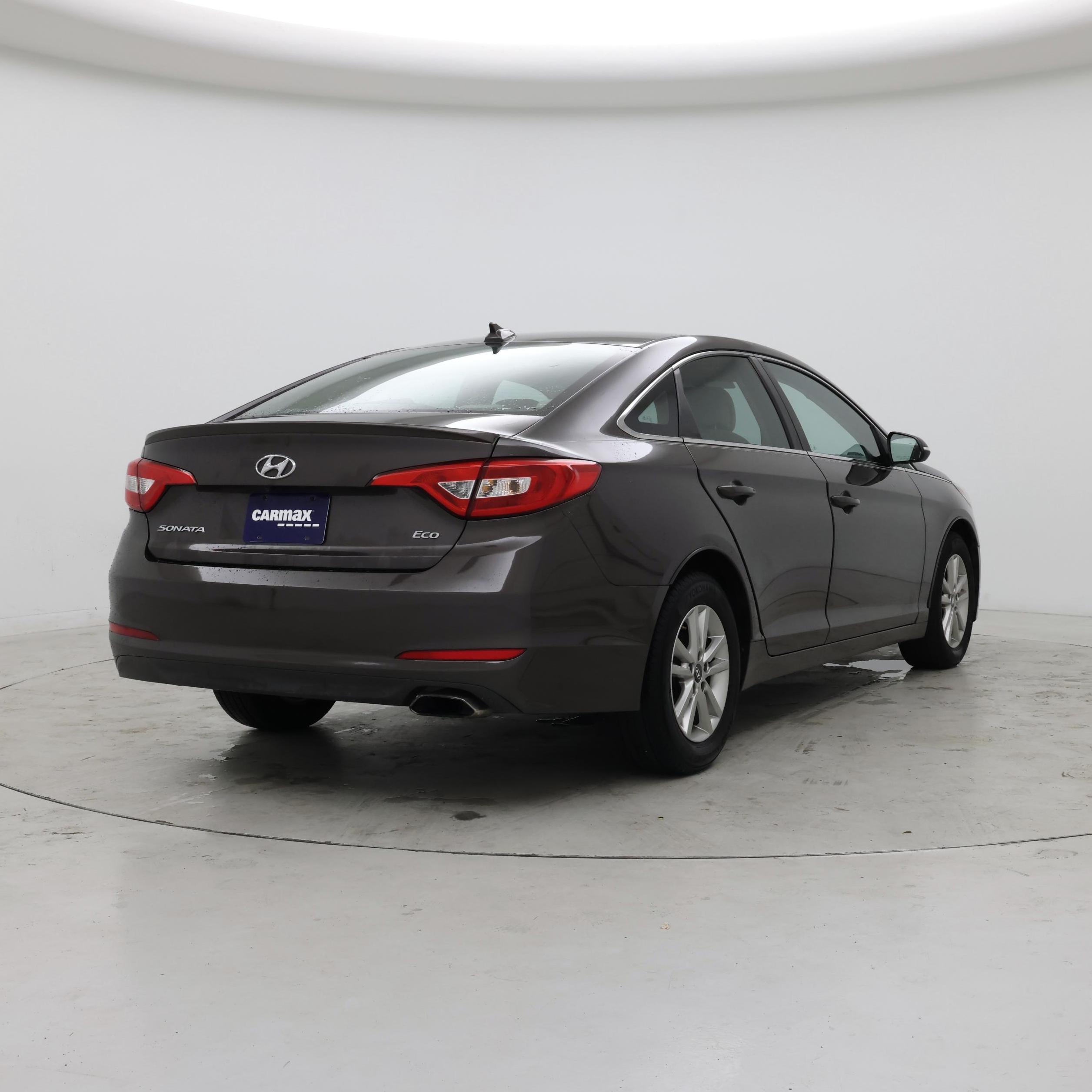 Thumbnail: 2015 Hyundai Sonata - 8