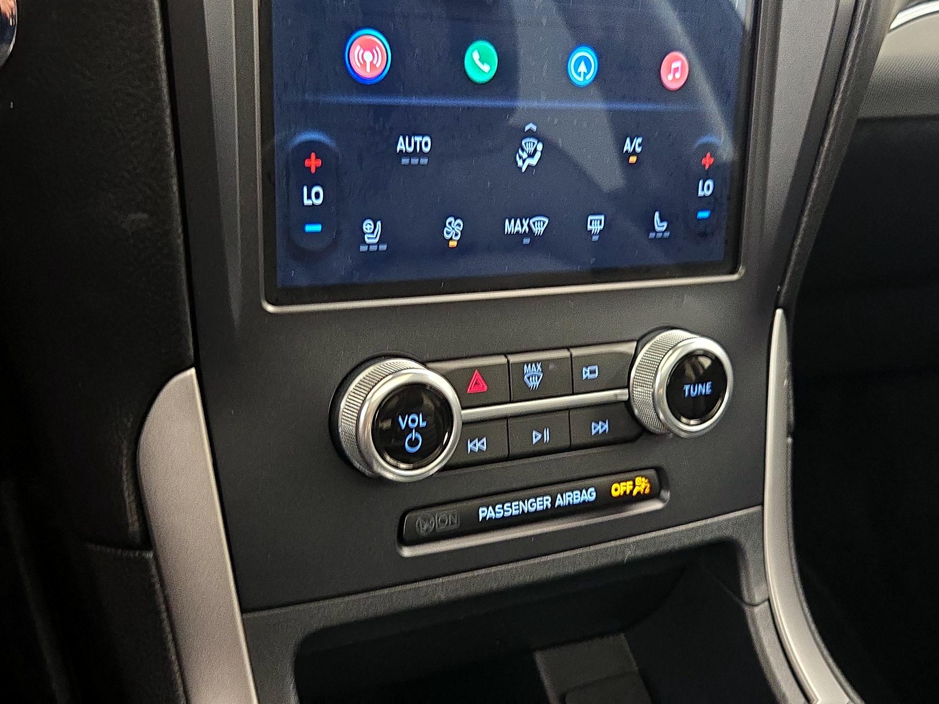 Thumbnail: 2022 Ford Edge - 16