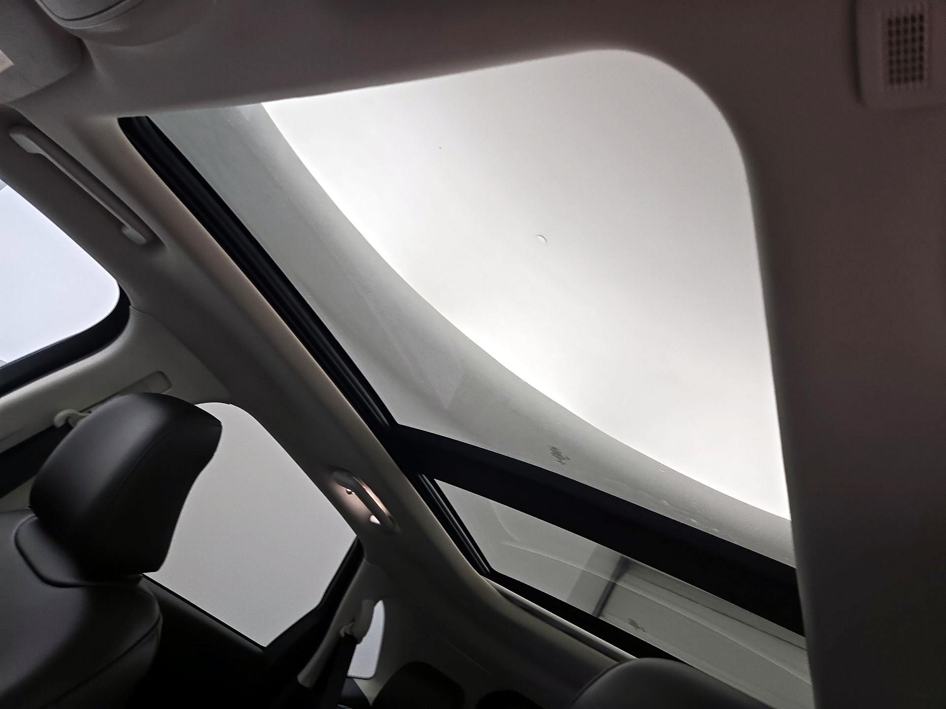 Thumbnail: 2022 Ford Edge - 19