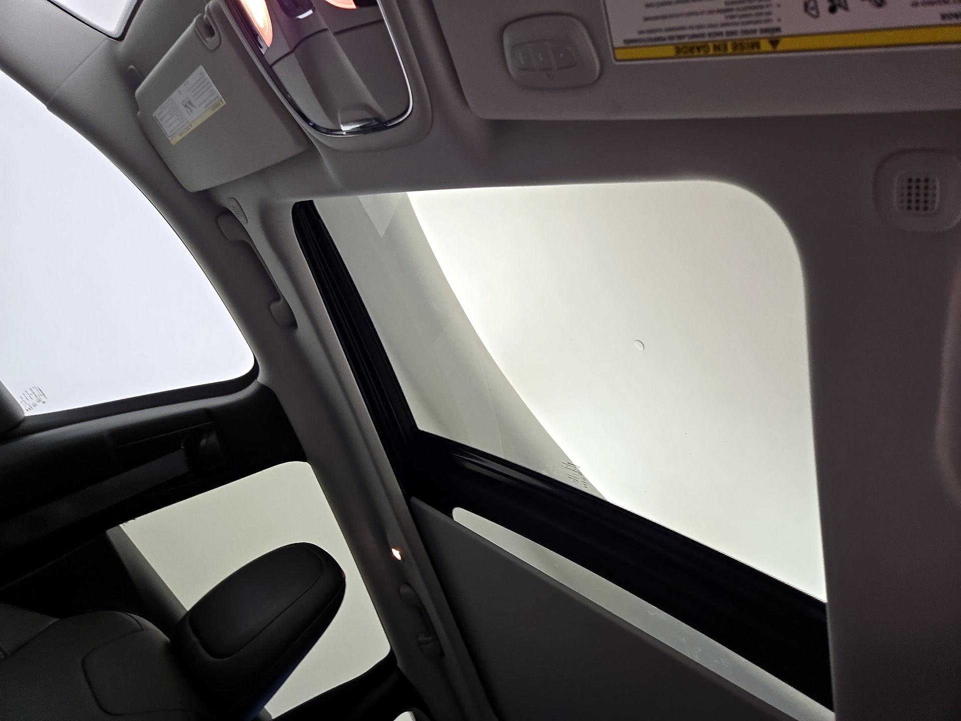 Thumbnail: 2021 Jeep Cherokee - 19