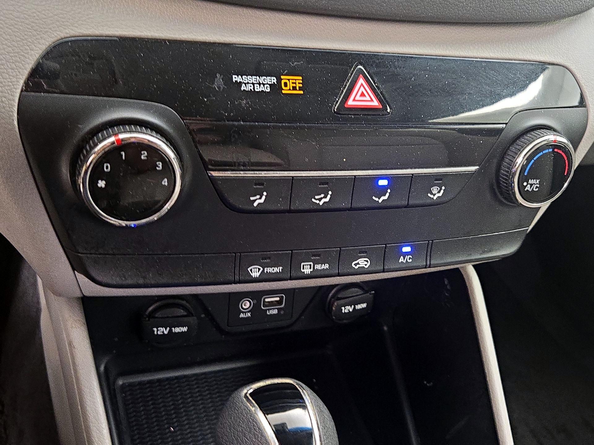 Thumbnail: 2016 Hyundai Tucson - 16