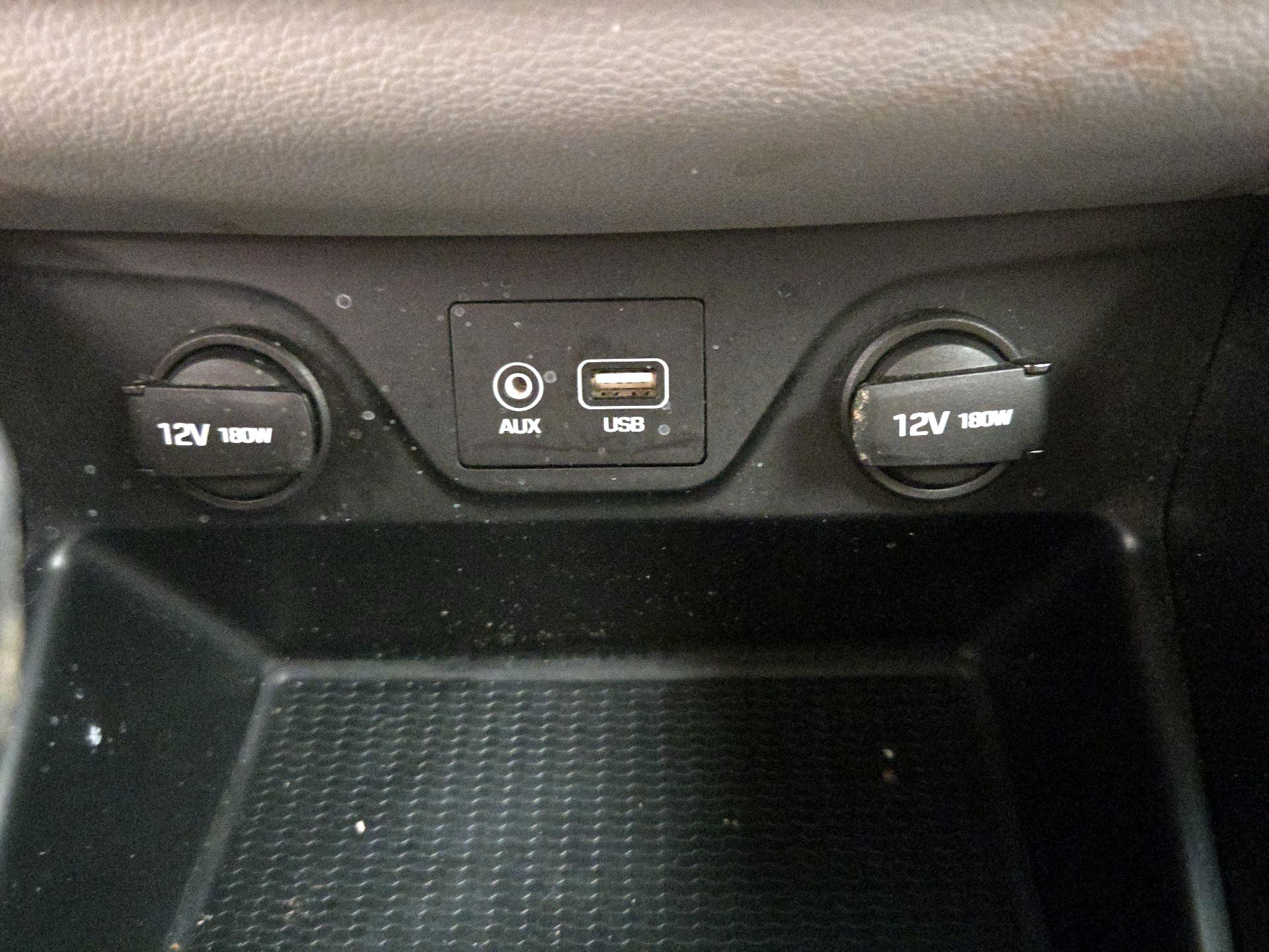 Thumbnail: 2016 Hyundai Tucson - 18
