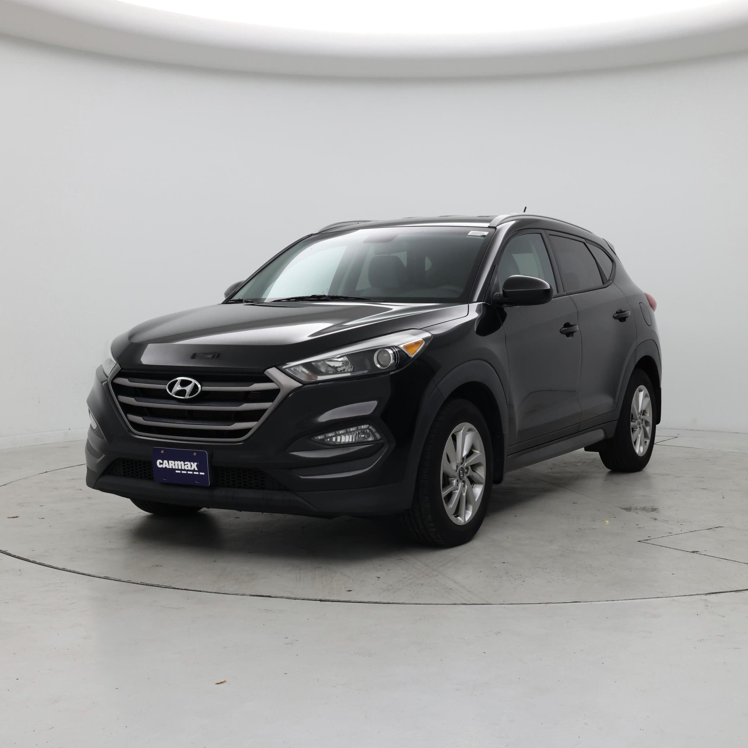 Thumbnail: 2016 Hyundai Tucson - 4