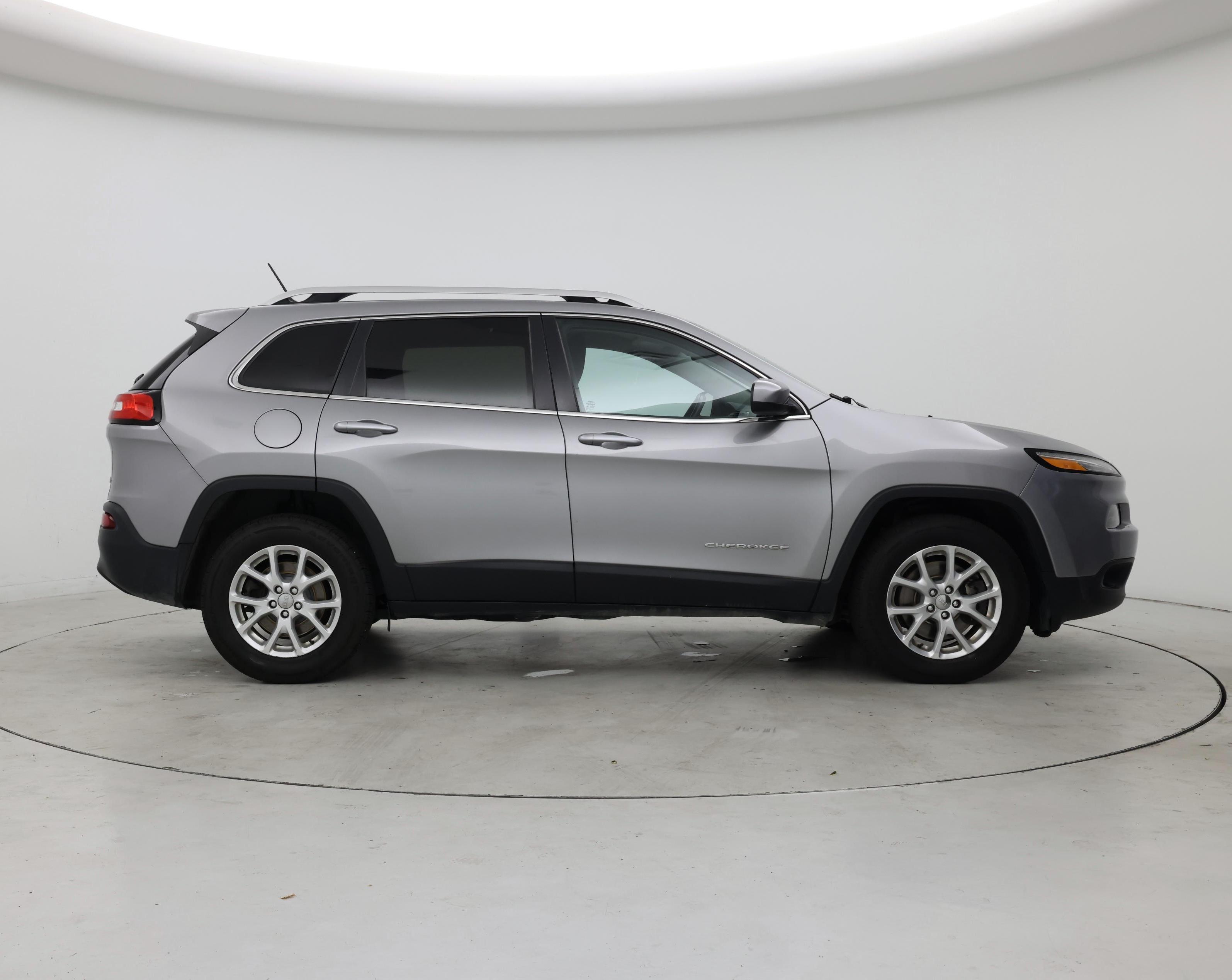 Thumbnail: 2015 Jeep Cherokee - 7