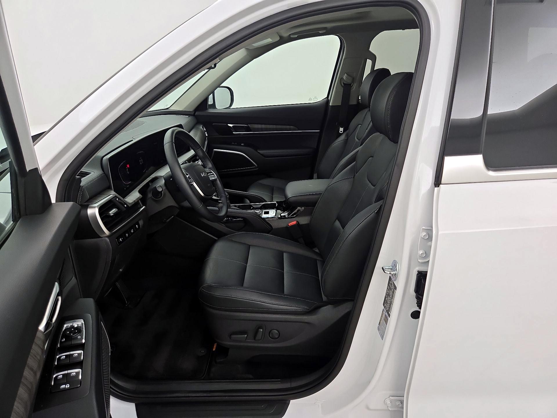 Thumbnail: 2024 Kia Telluride - 11