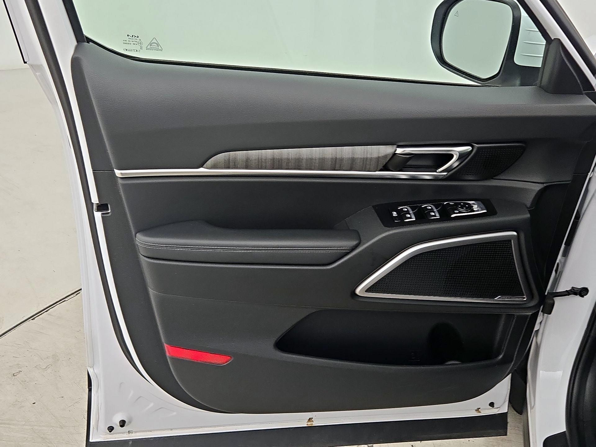 Thumbnail: 2024 Kia Telluride - 12